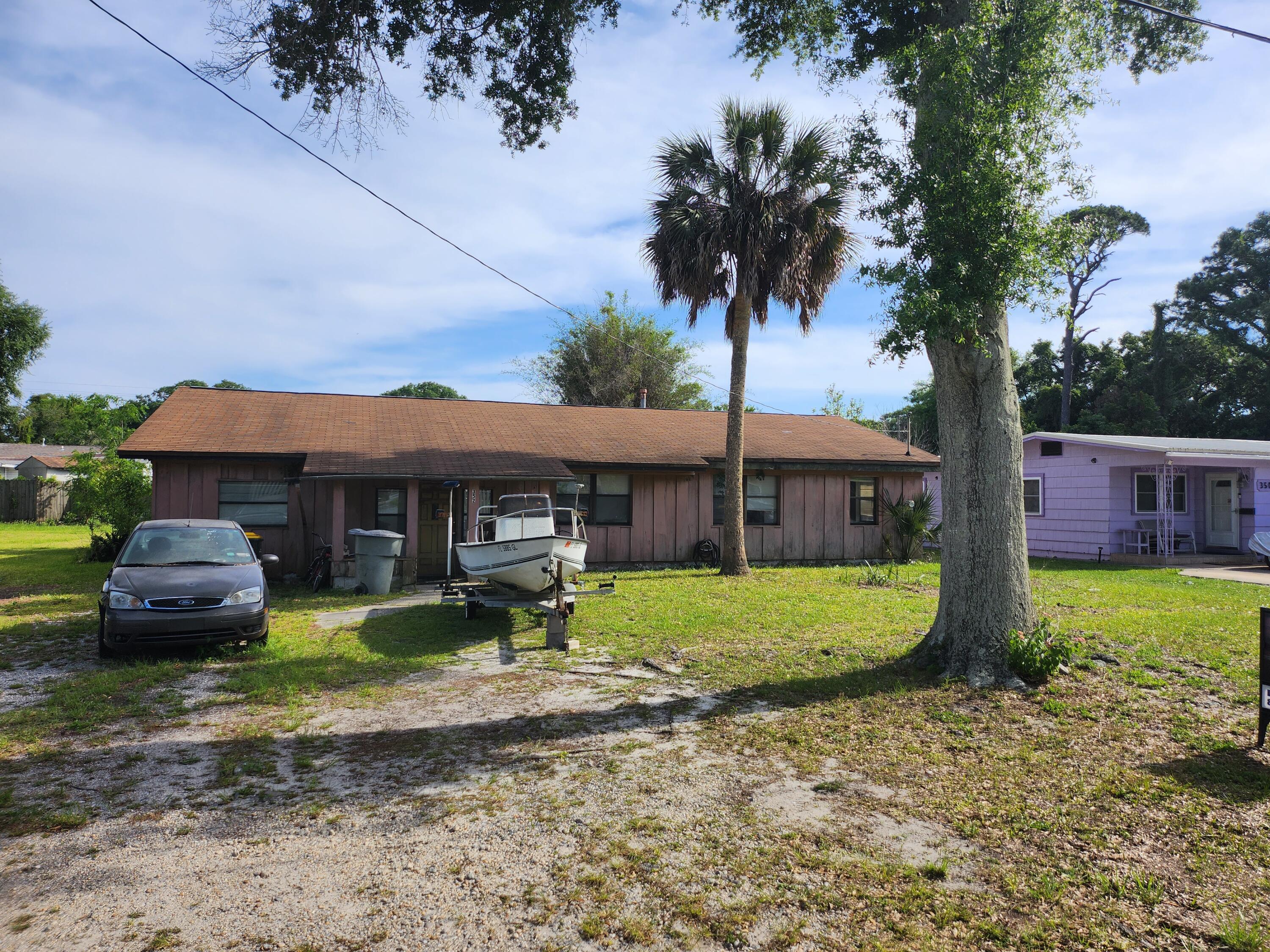 ELLIOTTS POINT 4TH ADDN - Residential