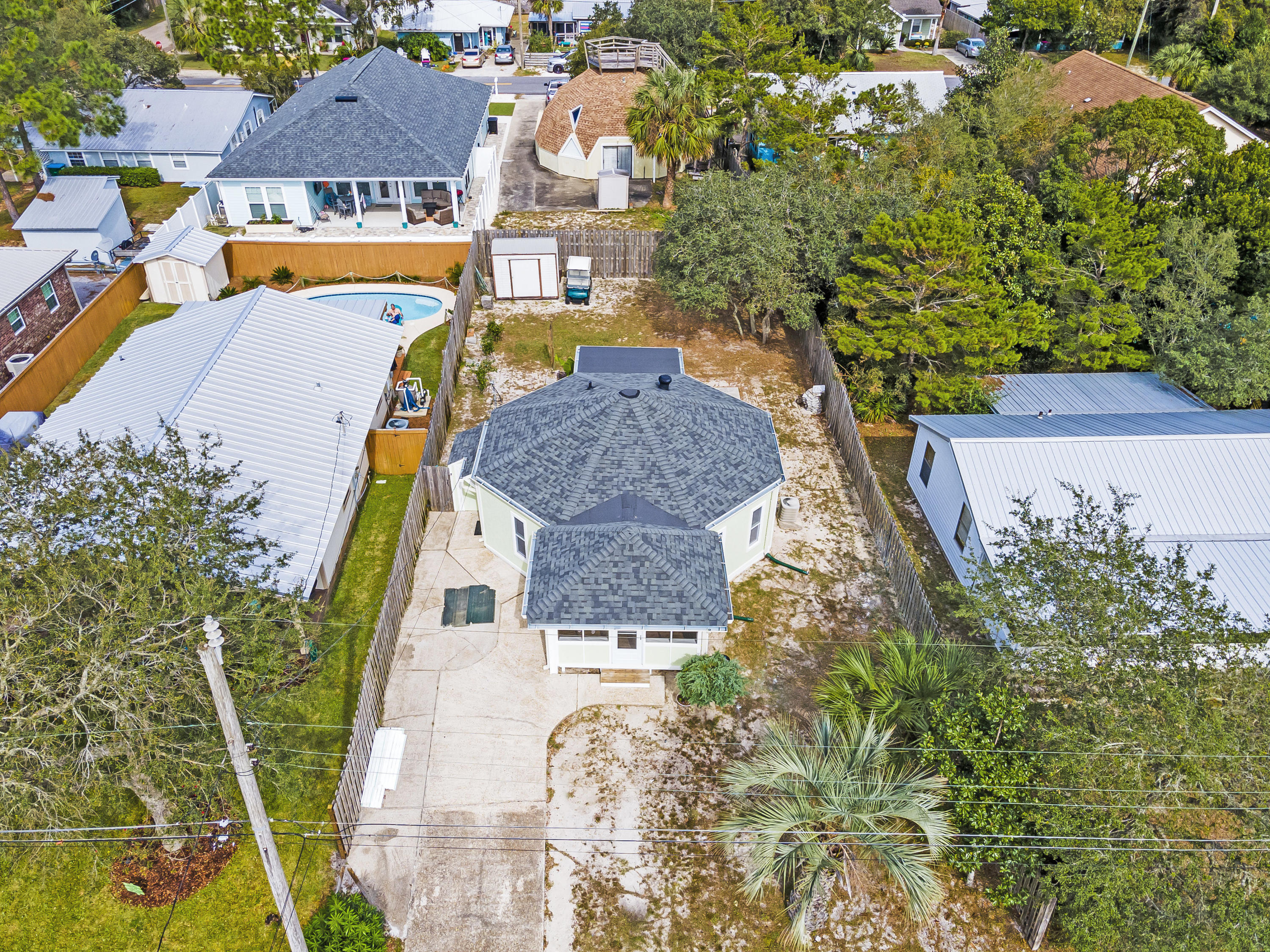 RIVIERA BEACH - Residential