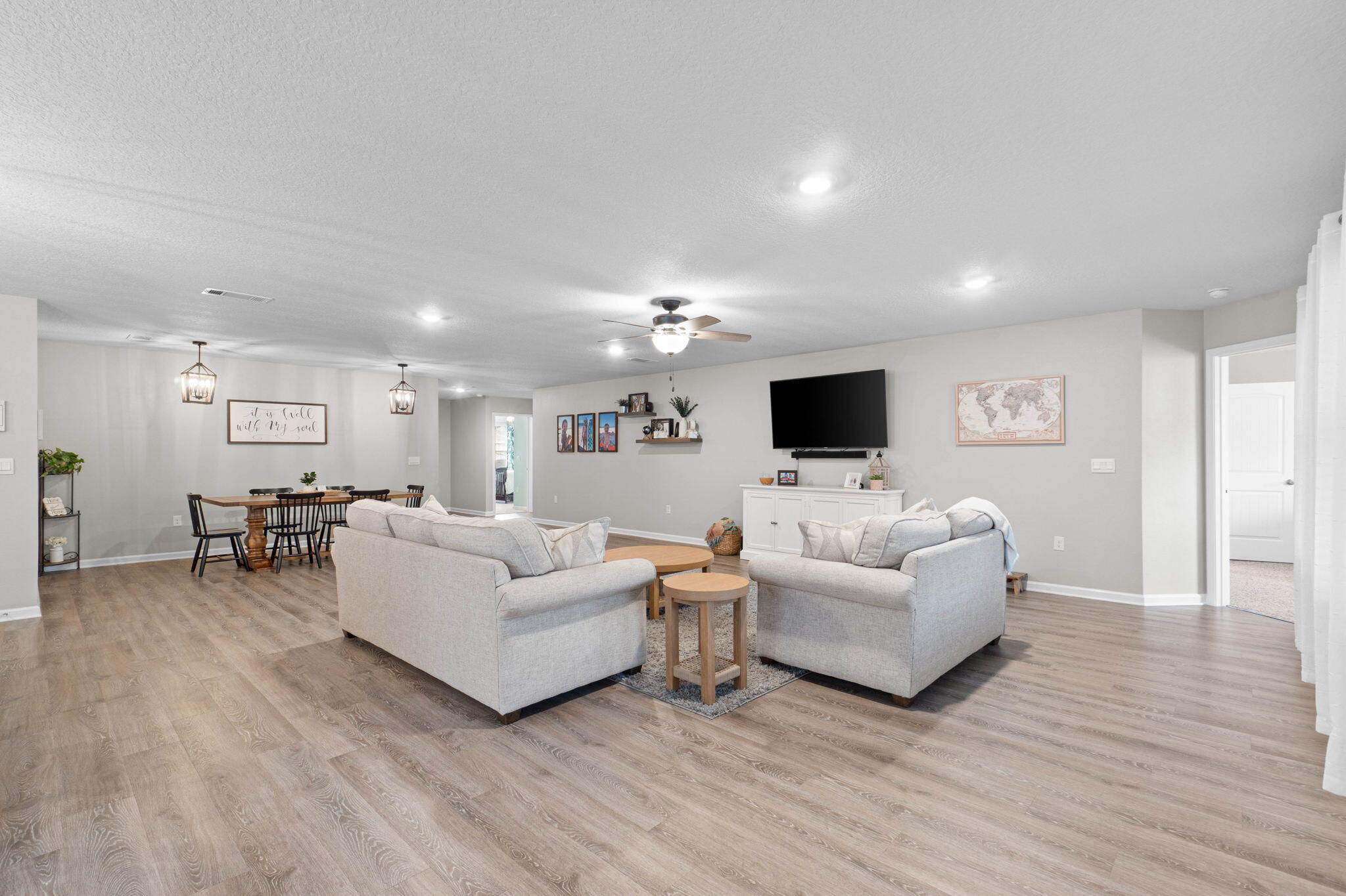 TIMBERLAND RIDGE - Residential