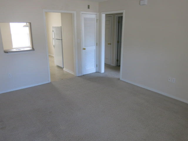 COLLEGE COURT 1ST ADDN - Residential Lease
