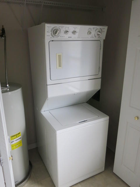 COLLEGE COURT 1ST ADDN - Residential Lease