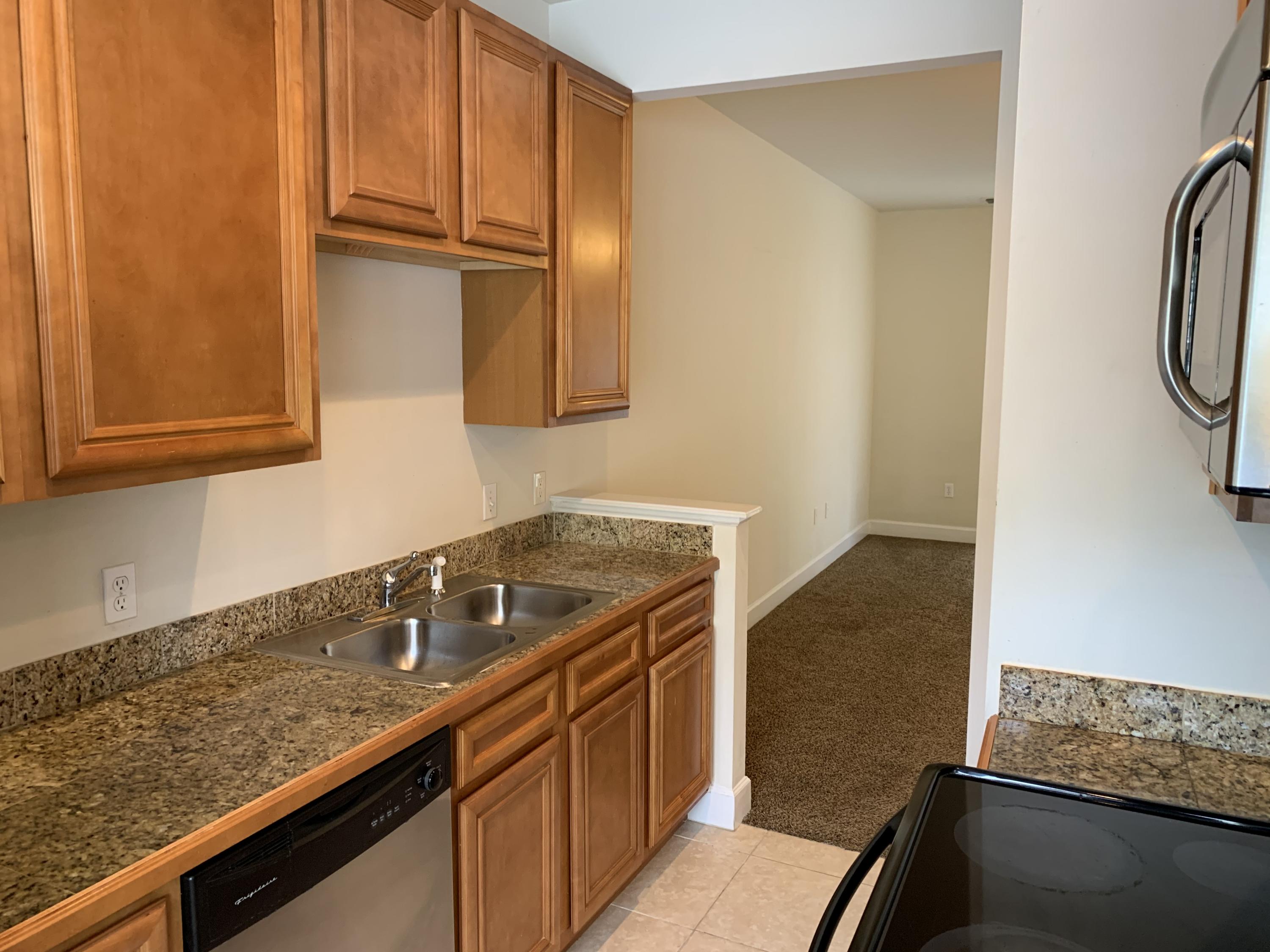 PALMS OF FREEPORT - Residential Lease