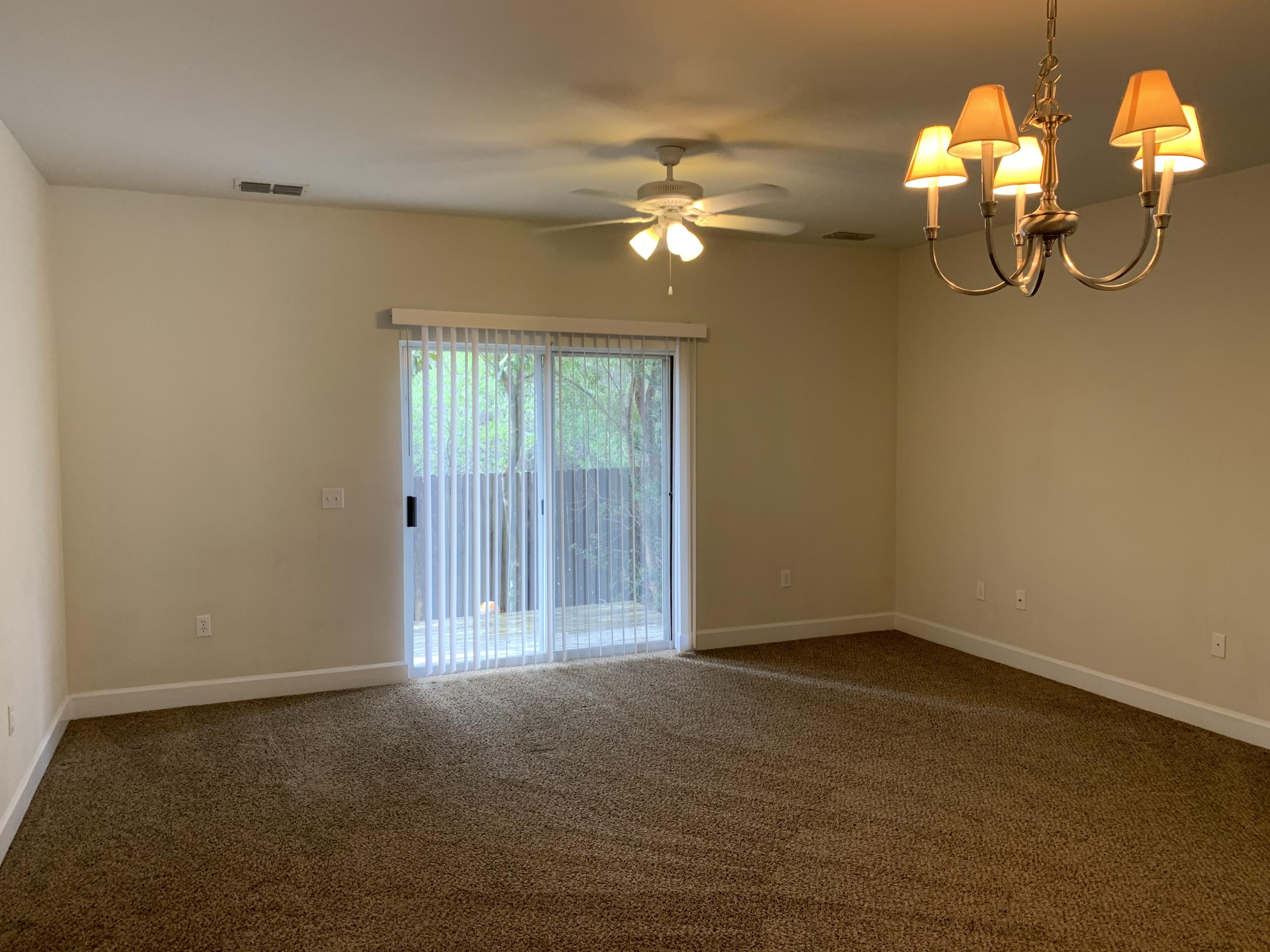 PALMS OF FREEPORT - Residential Lease