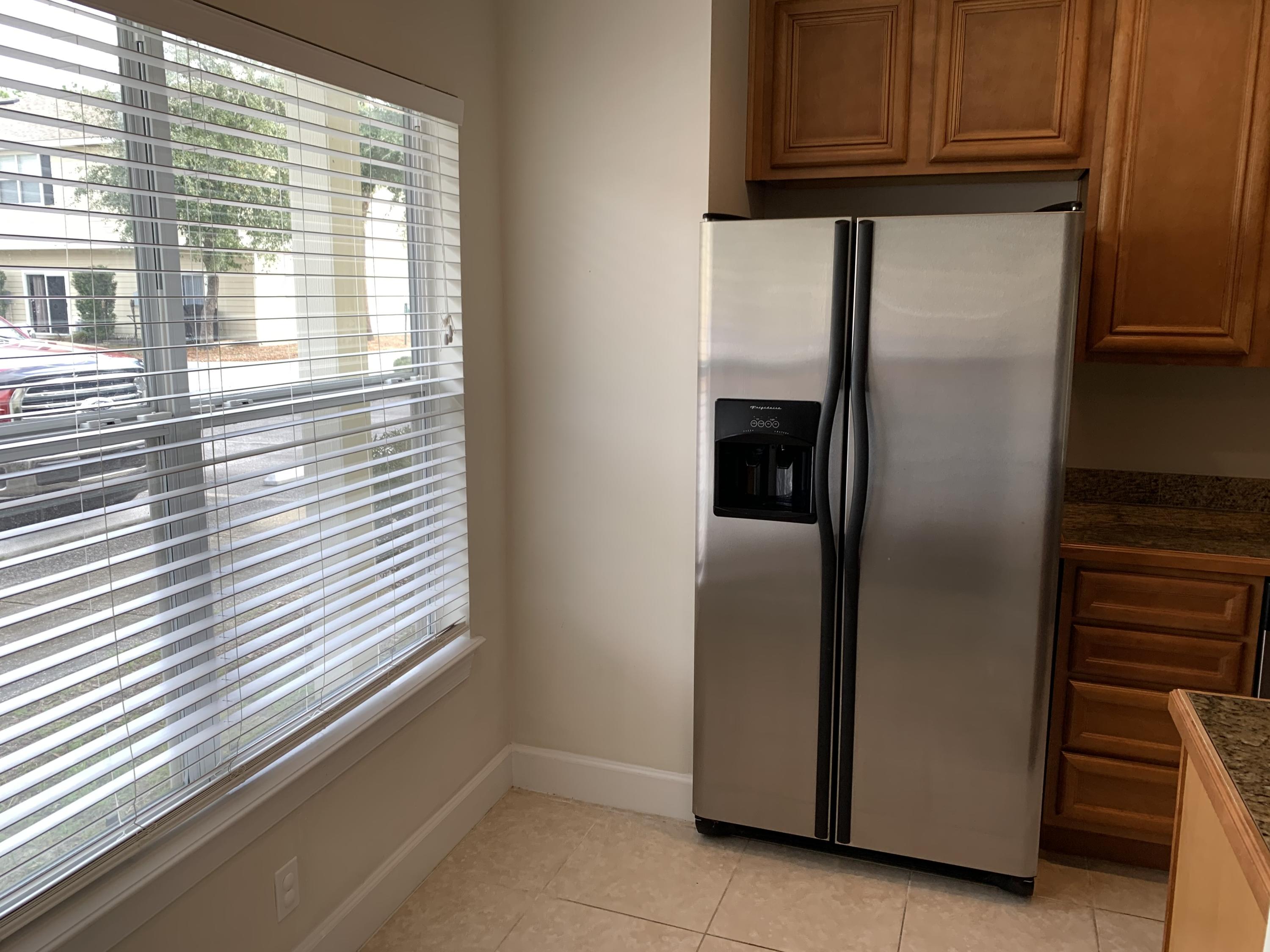 PALMS OF FREEPORT - Residential Lease