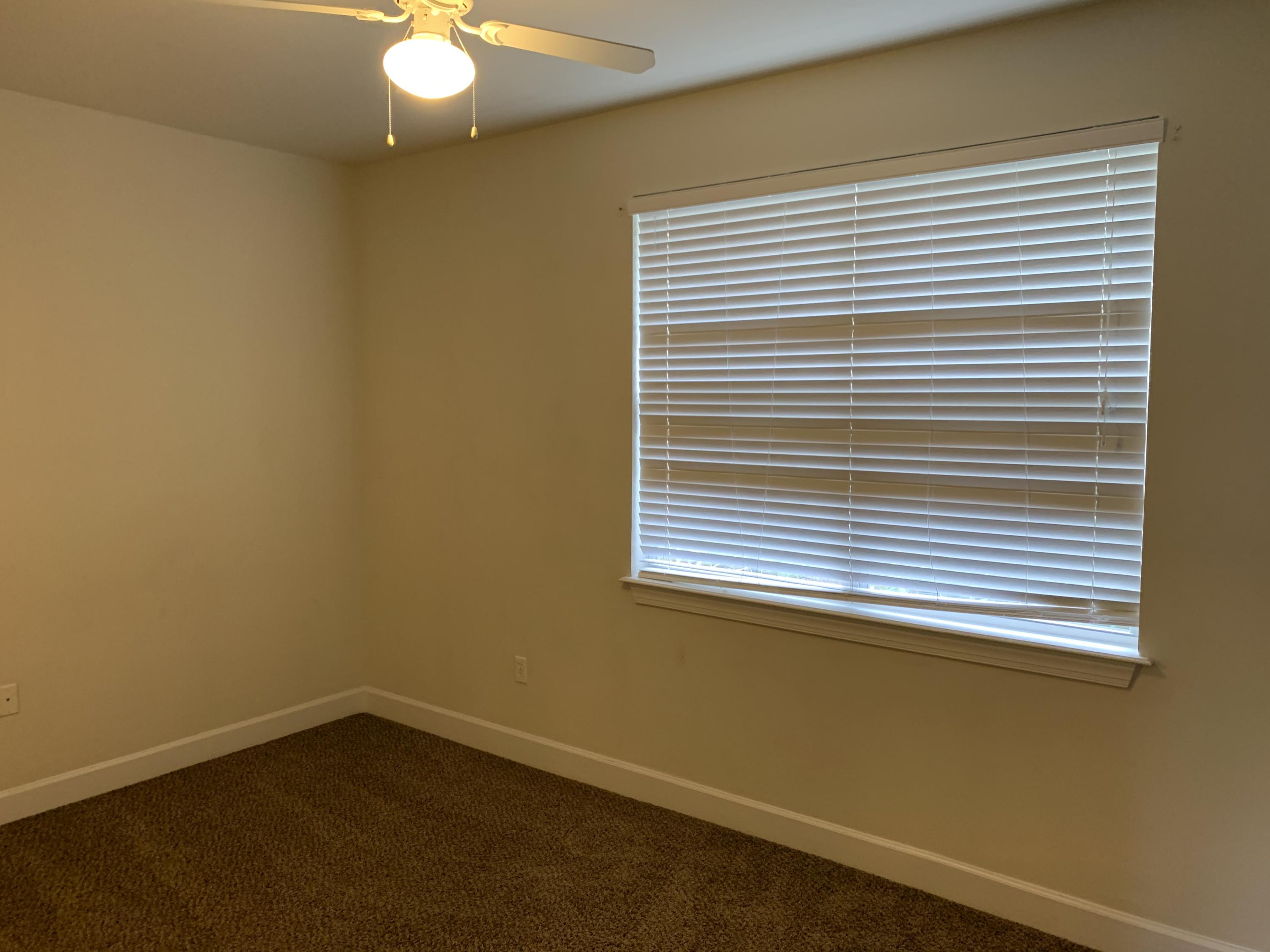 PALMS OF FREEPORT - Residential Lease