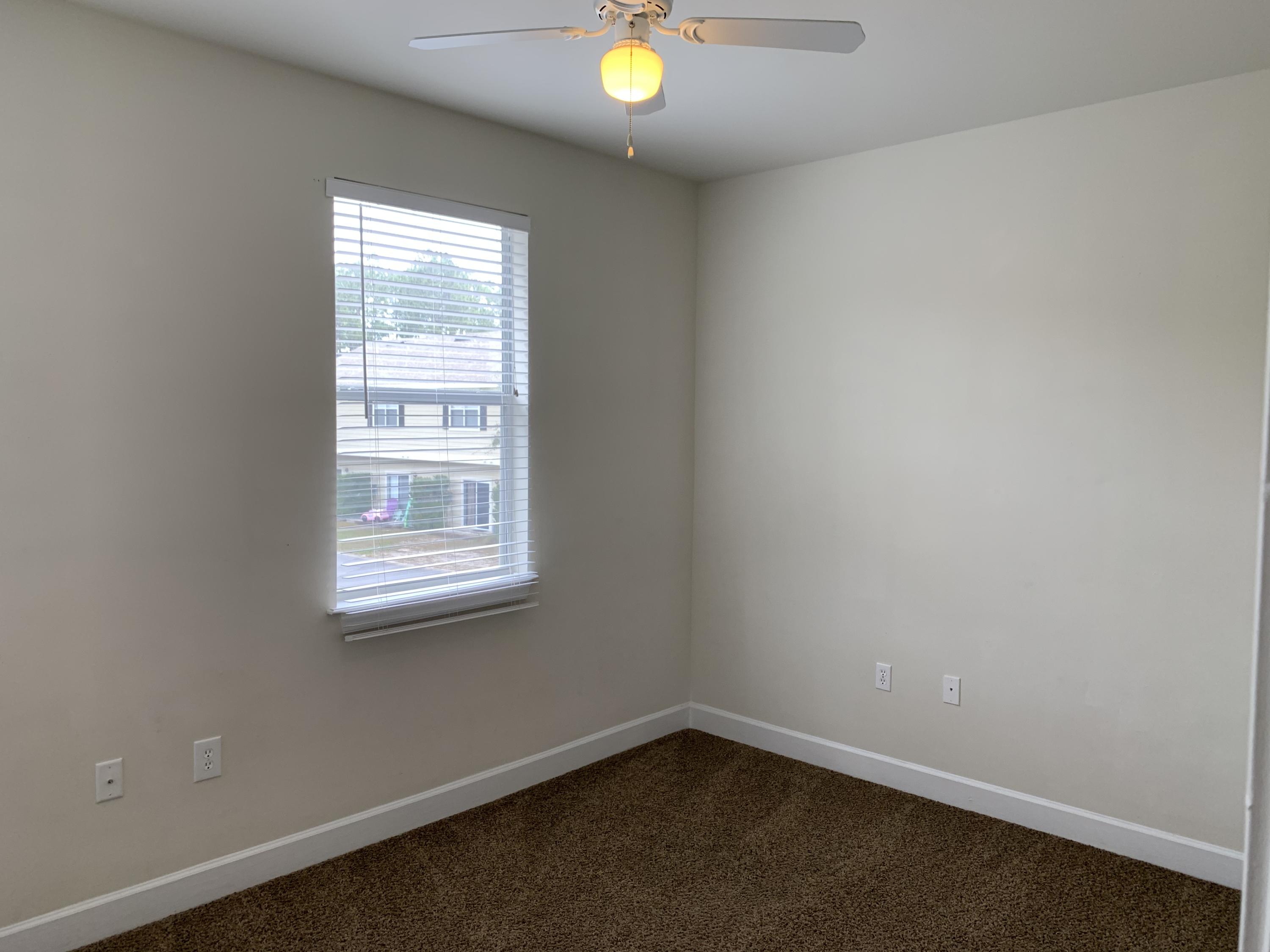 PALMS OF FREEPORT - Residential Lease