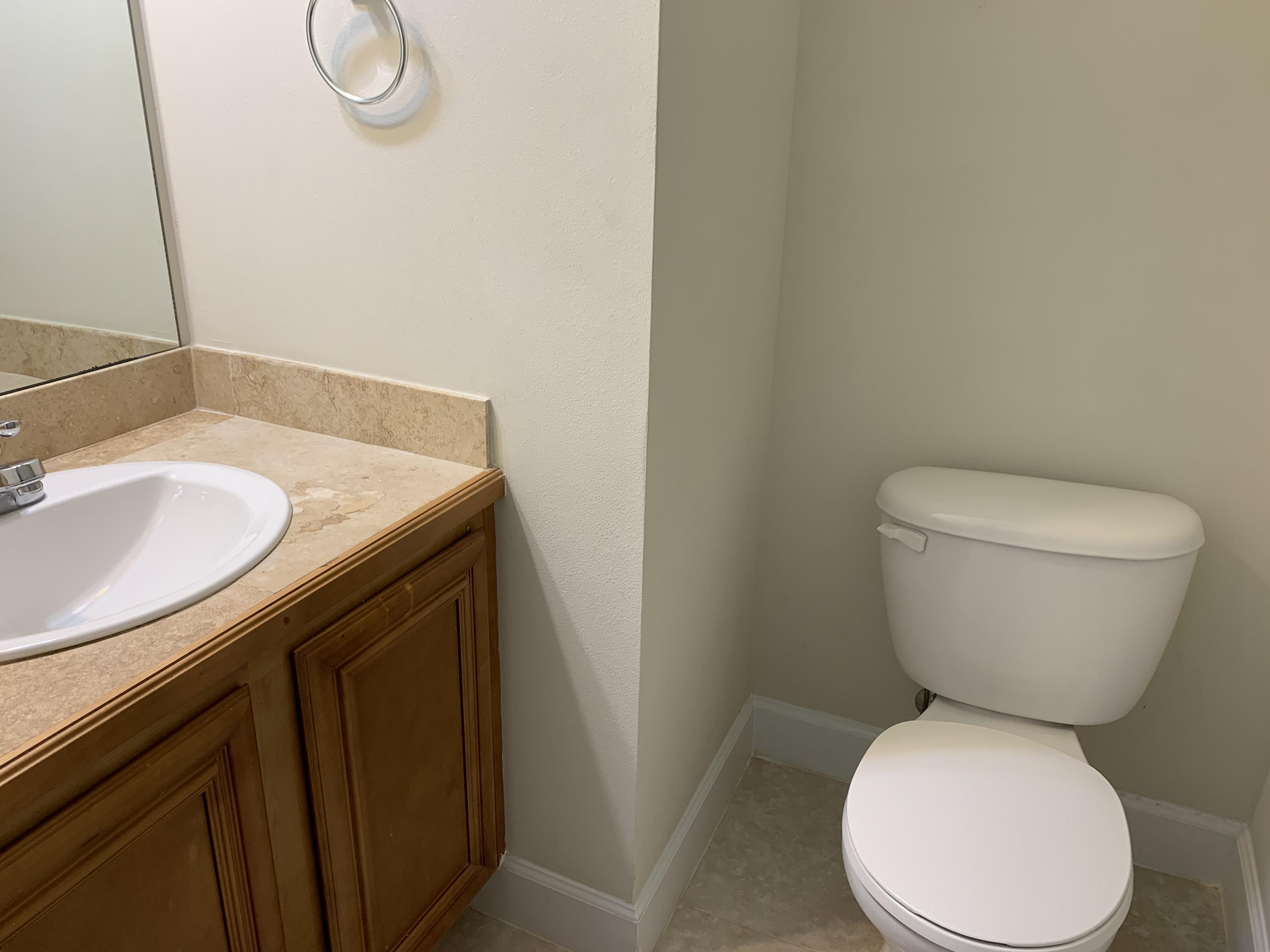 PALMS OF FREEPORT - Residential Lease