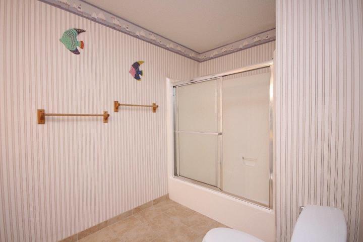 HIDDEN COVE T/H - Residential Lease