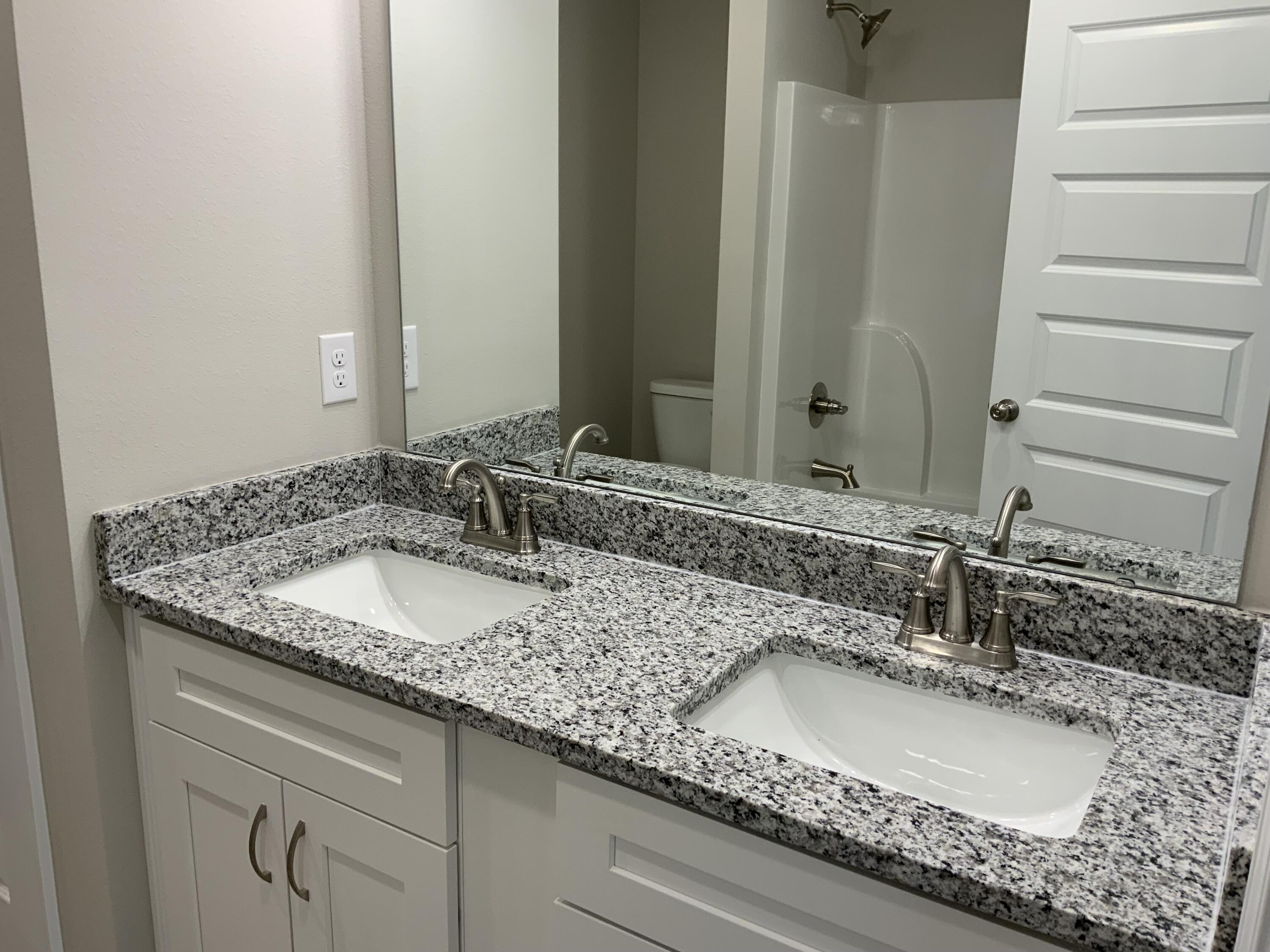 MORRIS ADDN TO CRESTVIEW - Residential