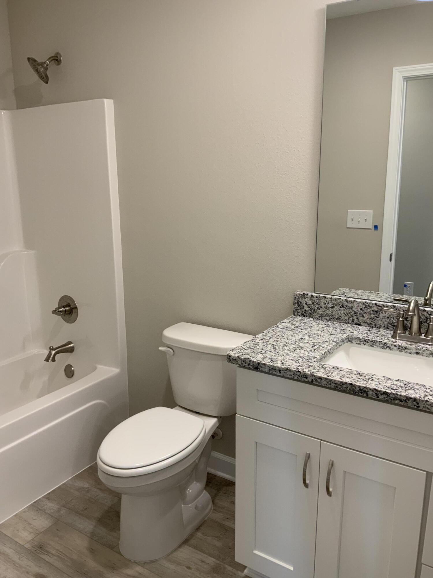 MORRIS ADDN TO CRESTVIEW - Residential