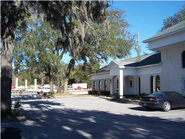 SPANISH TRACE UNIT 1 - Residential Lease