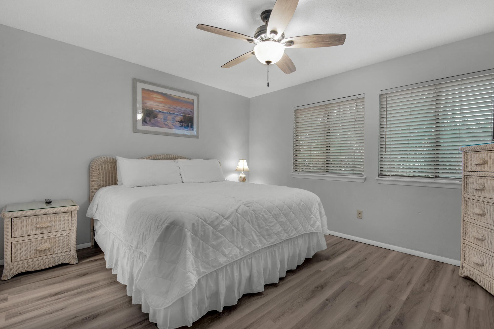 SUGAR BEACH T/H - Residential