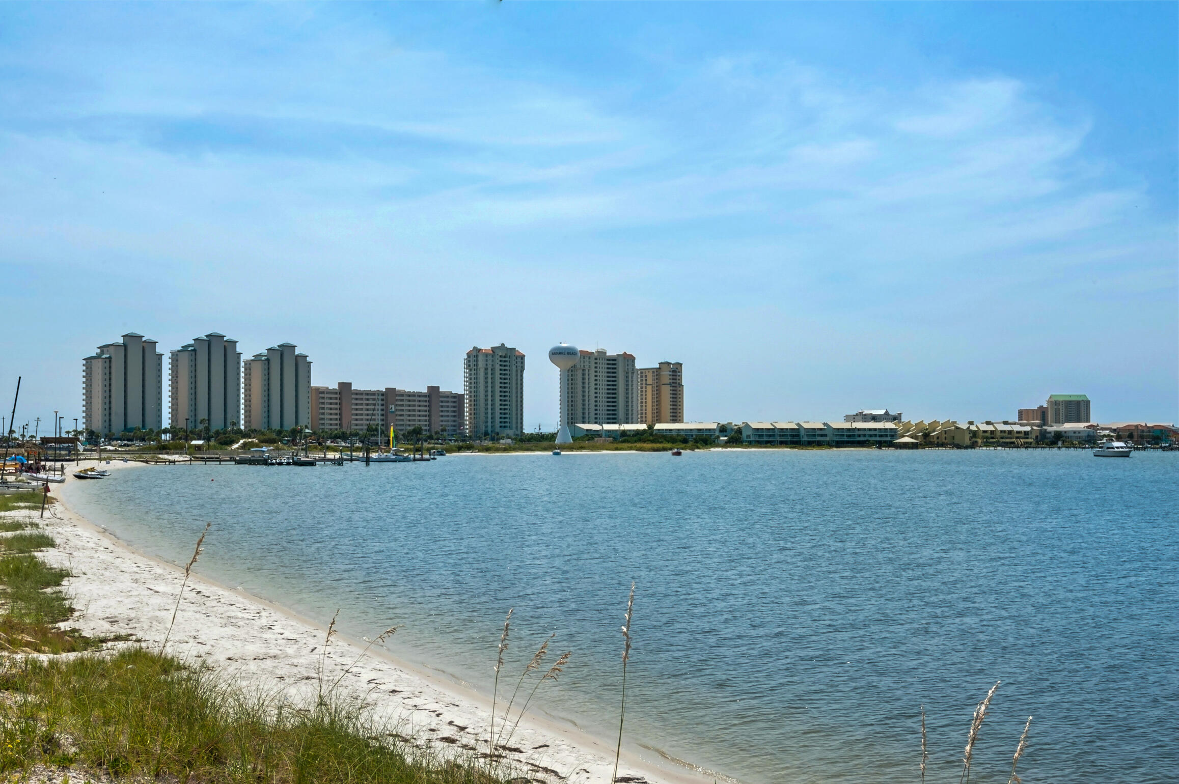 SUGAR BEACH T/H - Residential
