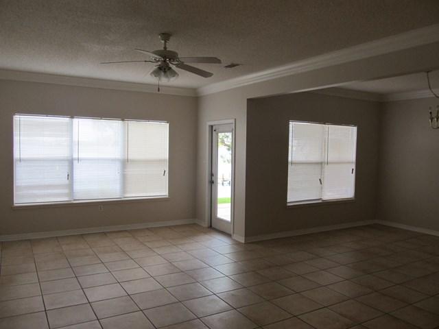 METES & BOUNDS - Residential Lease
