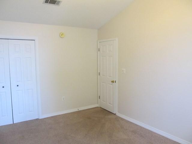 METES & BOUNDS - Residential Lease