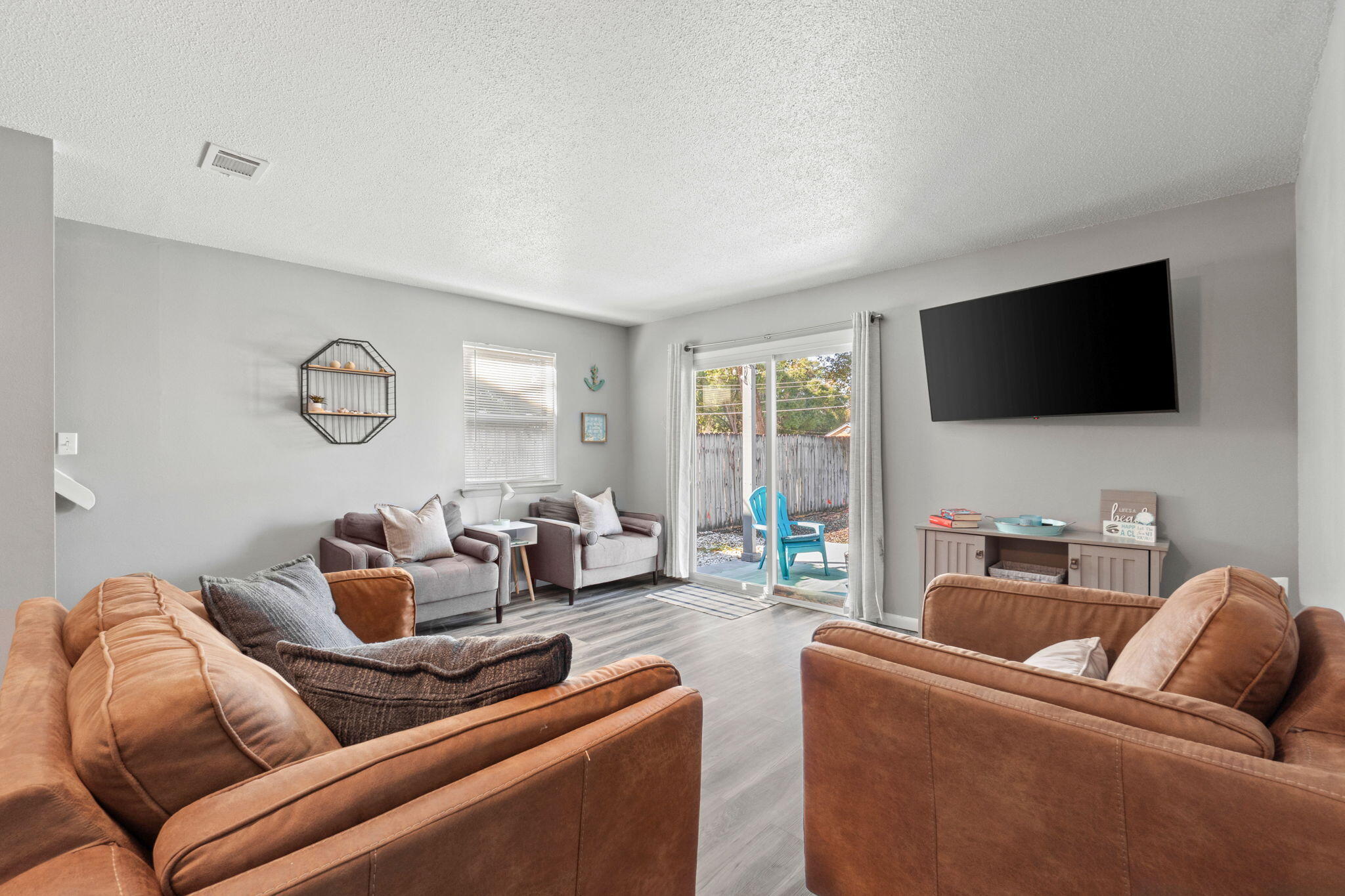 SCOTTWOOD - Residential