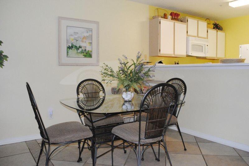 MARAVILLA CONDO 2 - Residential