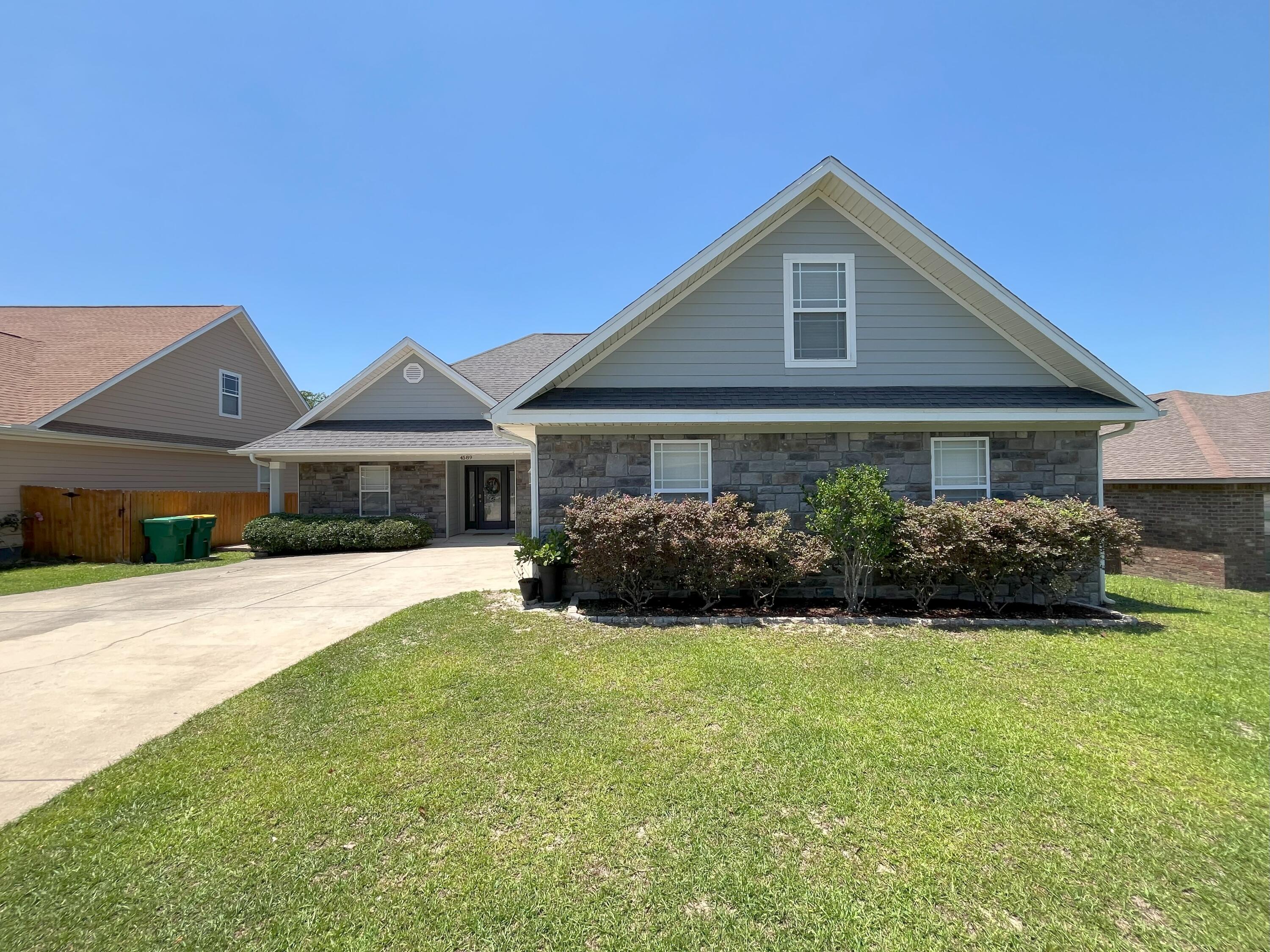 DUGGAN POND ESTATES - Residential Lease