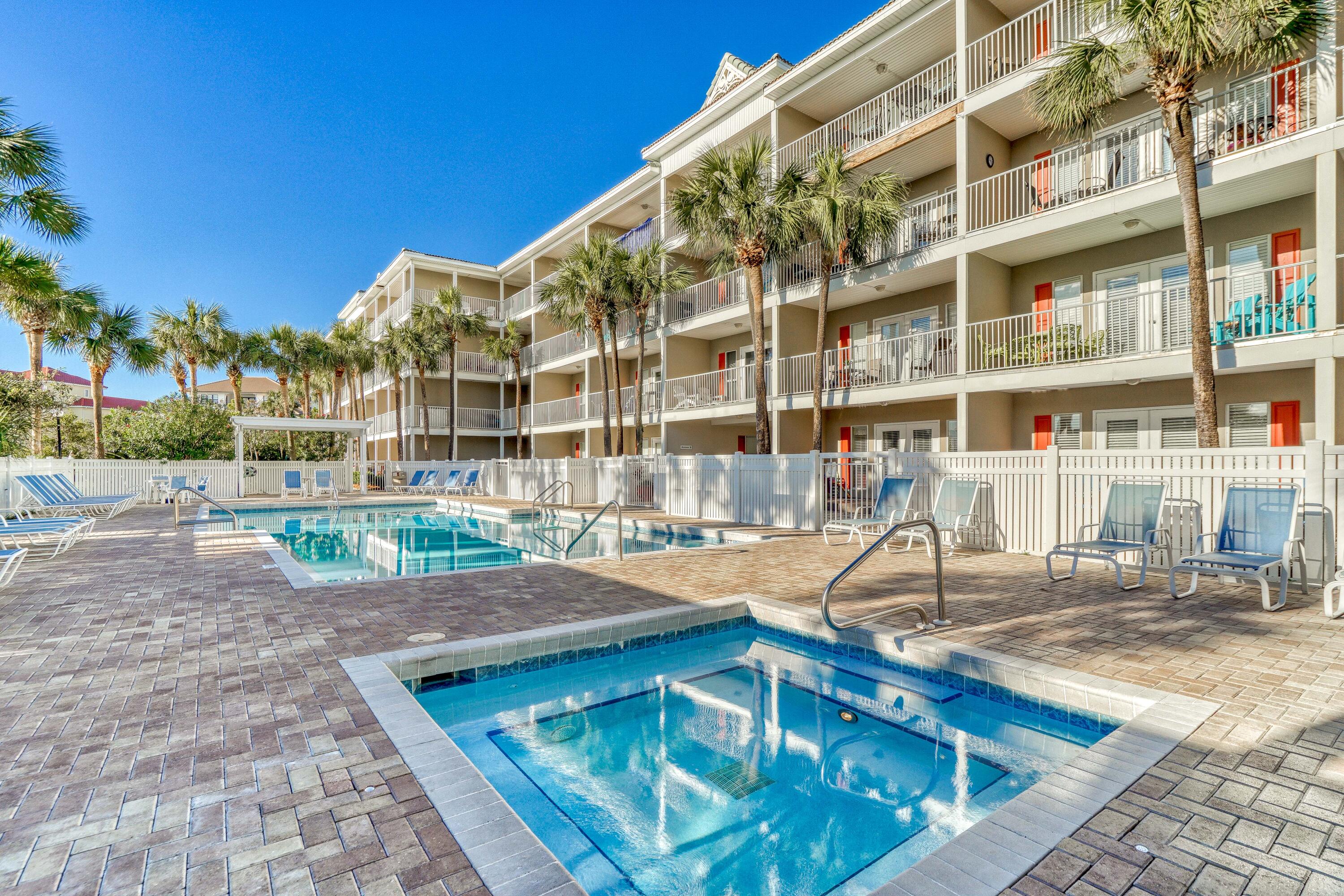 GULF PLACE RESIDENCES - Residential
