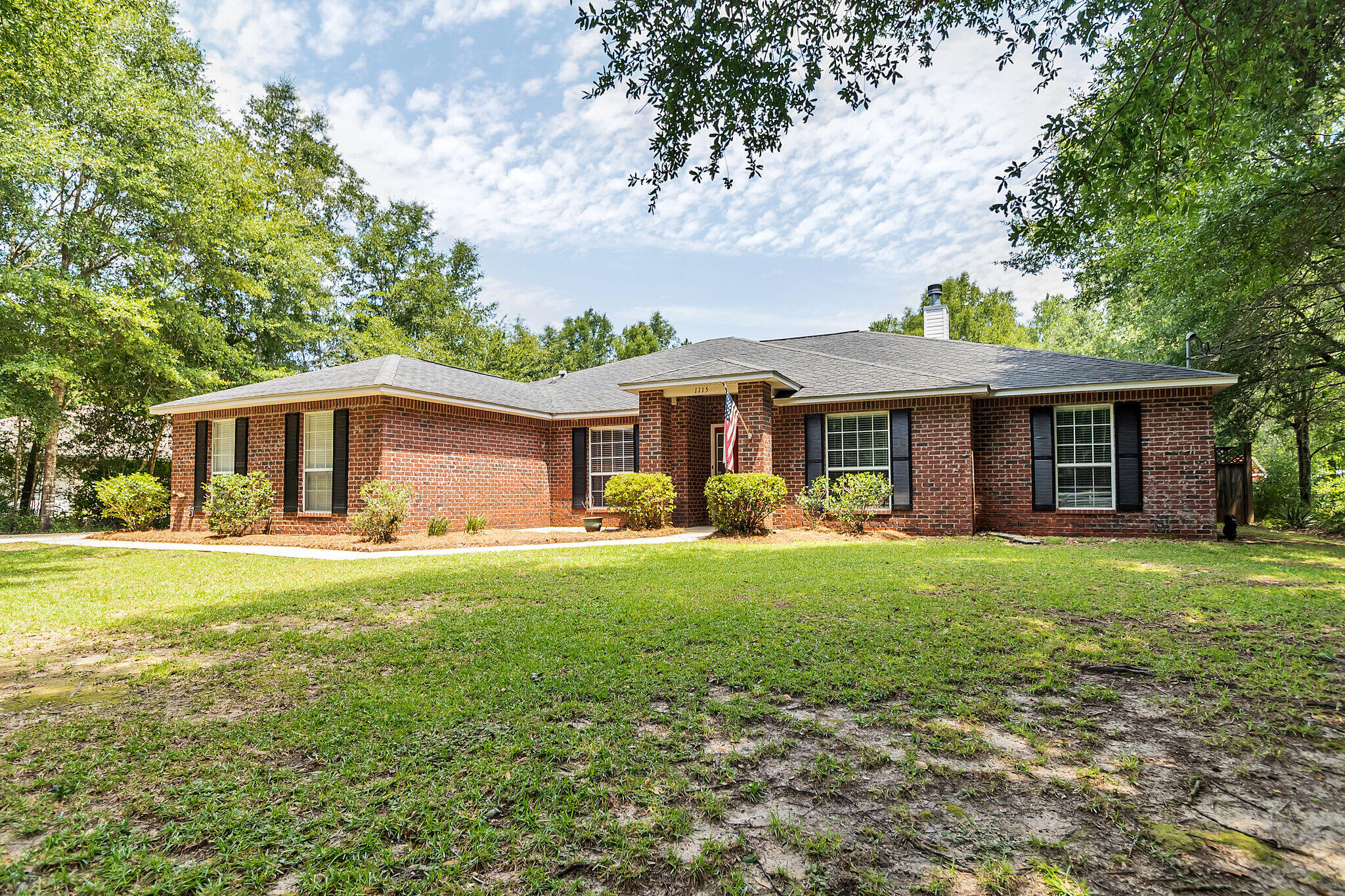 COUNTRYWOOD EST - Residential Lease