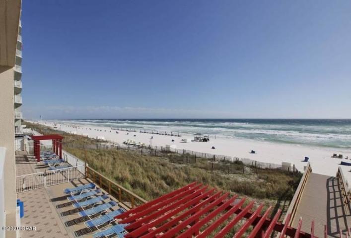 MAJESTIC BEACH TOWERS II - Residential