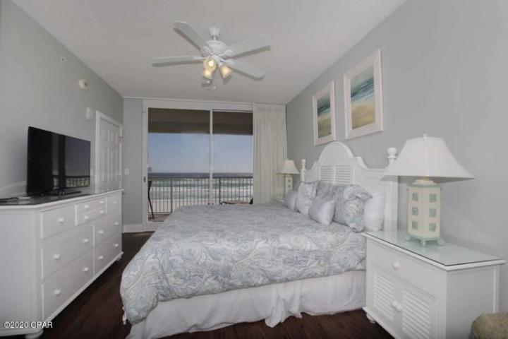 MAJESTIC BEACH TOWERS II - Residential