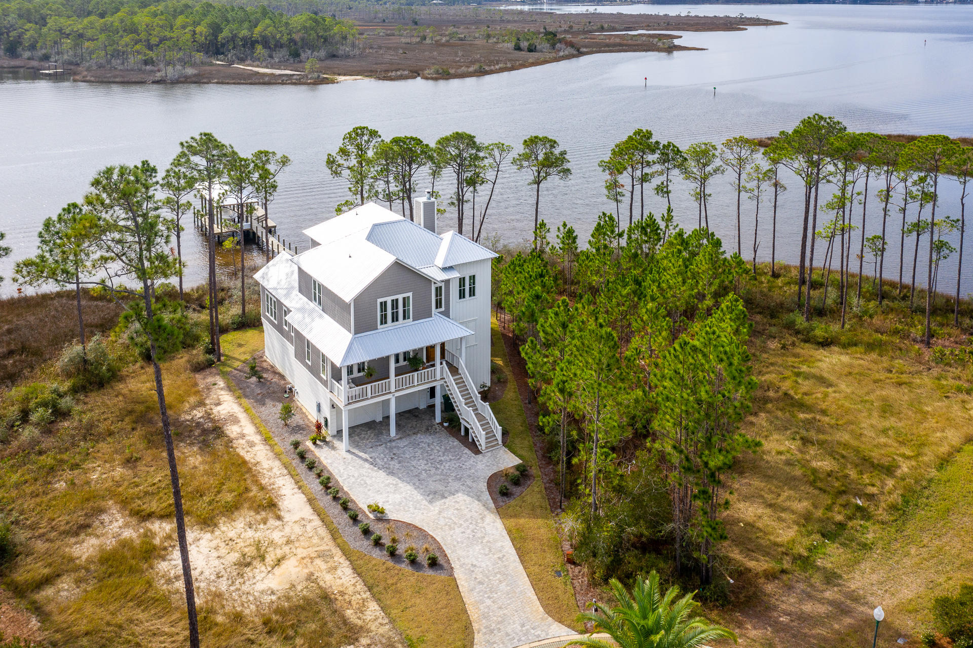 CESSNA LANDING - Residential