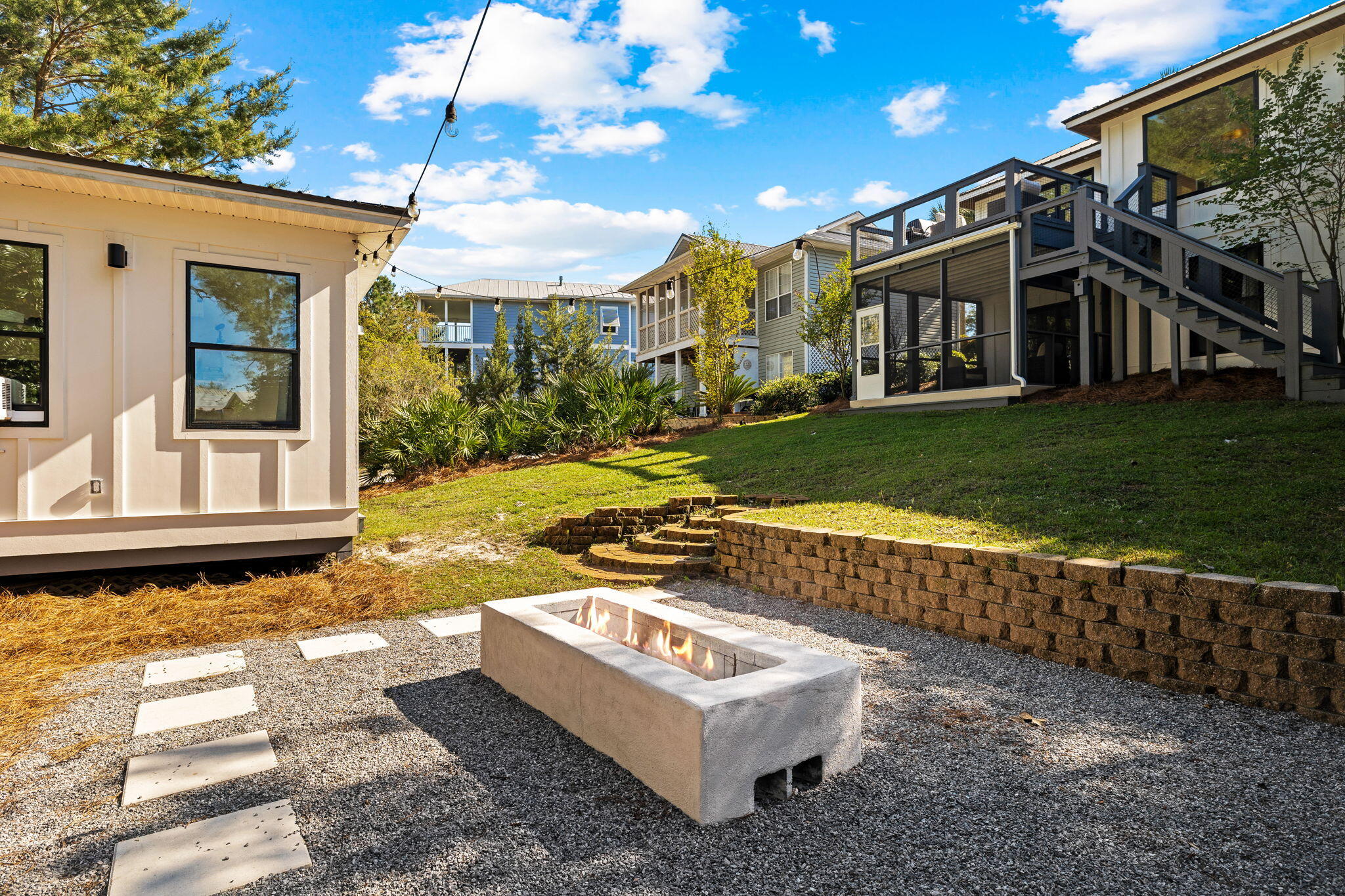 SEA DUNES - Residential Lease