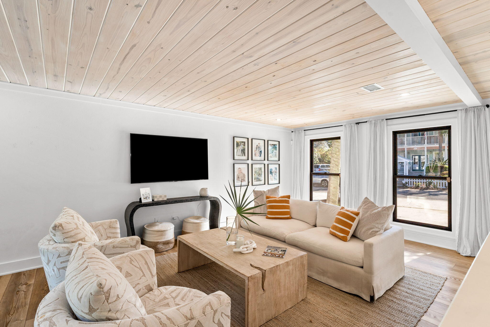 SEA DUNES - Residential Lease