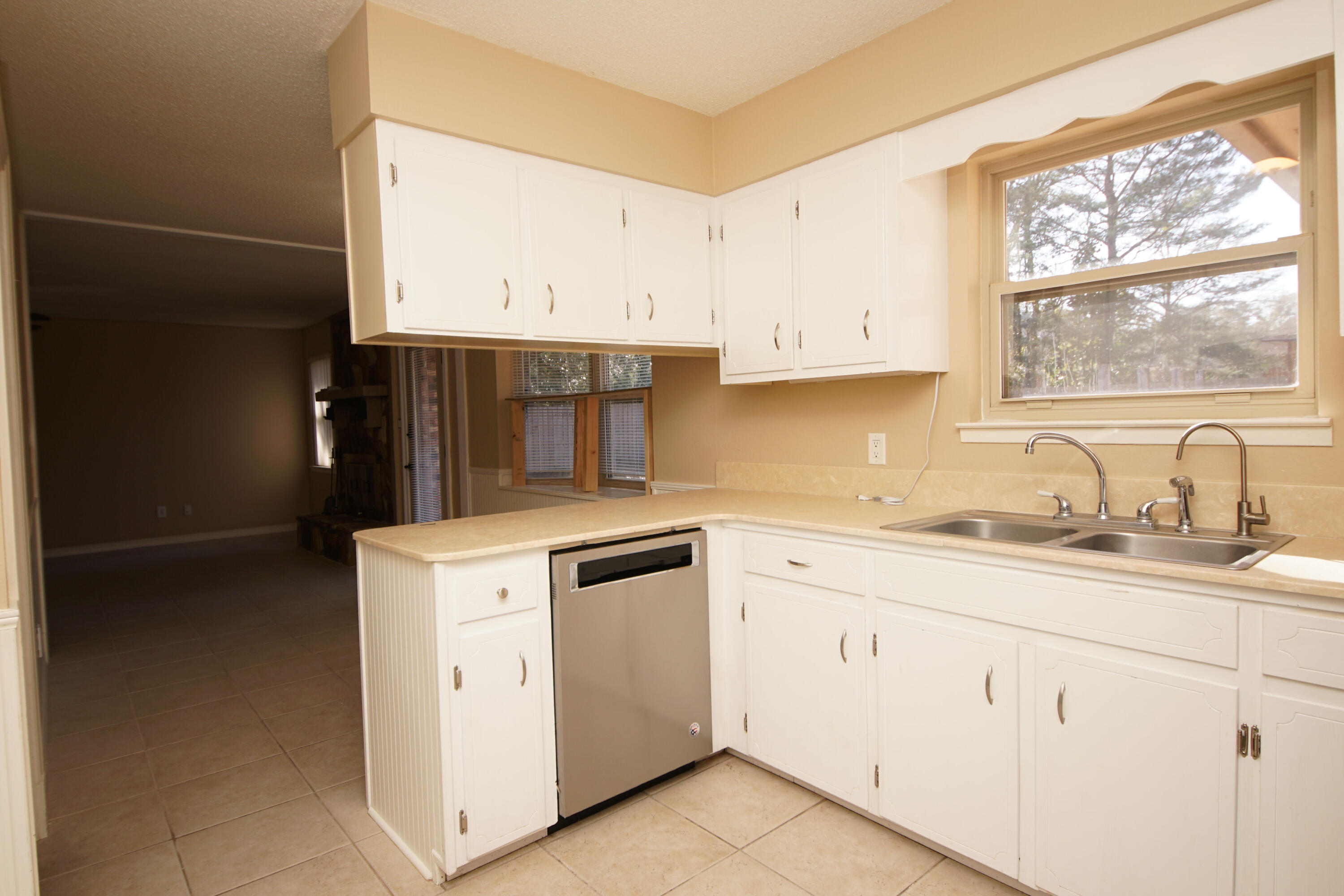 CARIBBEAN VILLAGE EAST 3 - Residential Lease