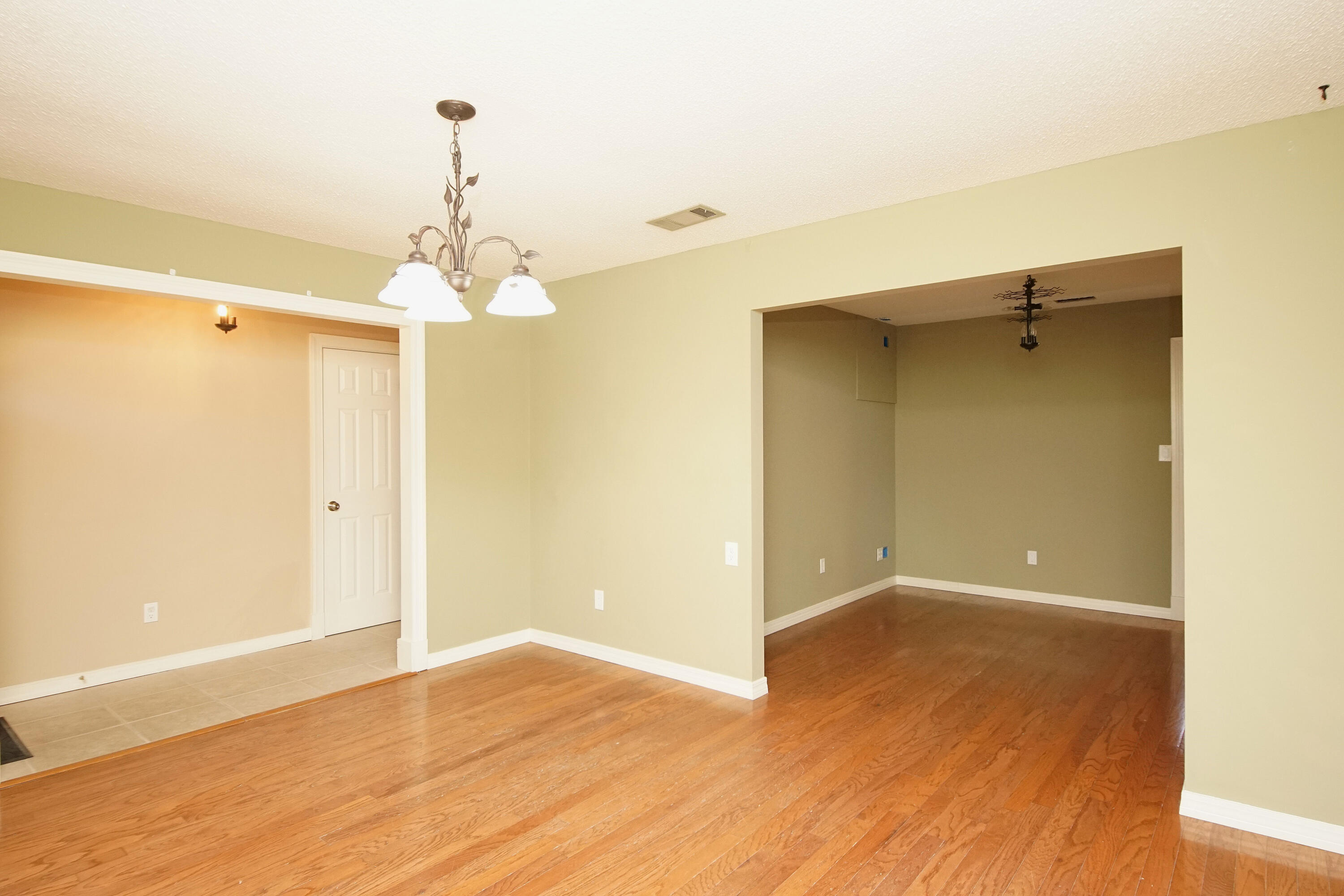 CARIBBEAN VILLAGE EAST 3 - Residential Lease