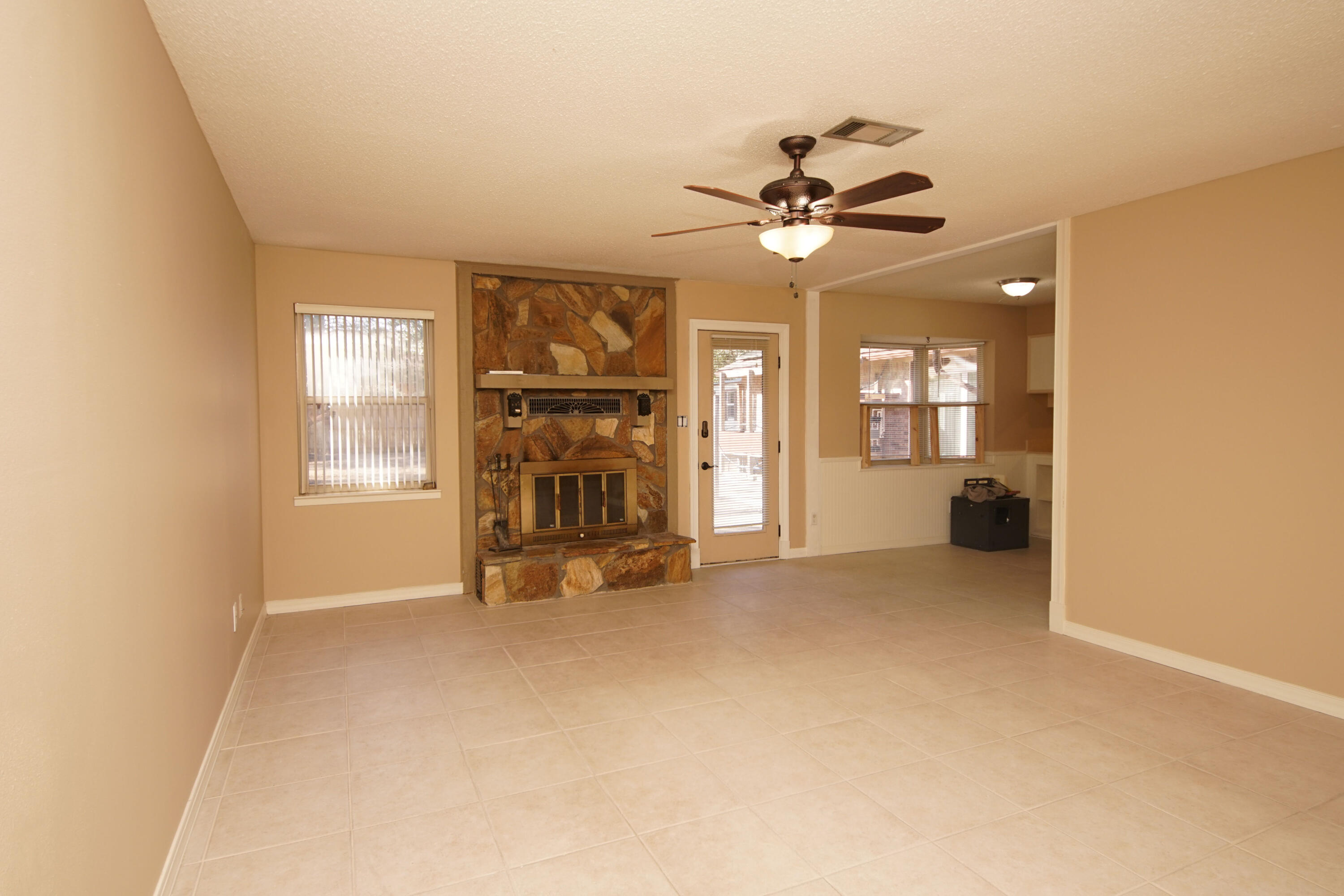 CARIBBEAN VILLAGE EAST 3 - Residential Lease