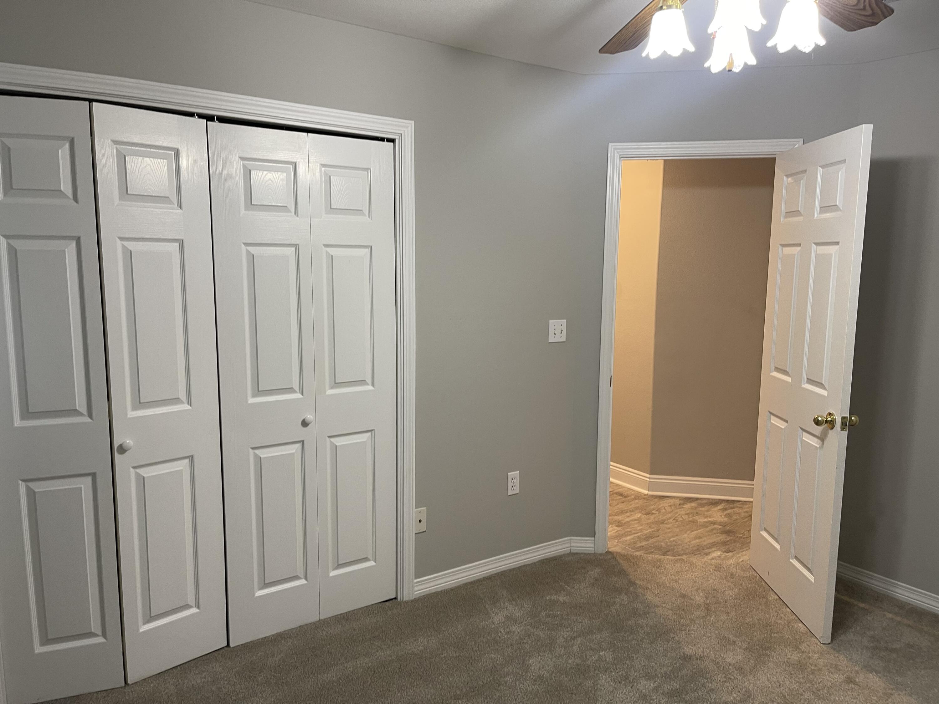 INDIAN WOODS - Residential Lease