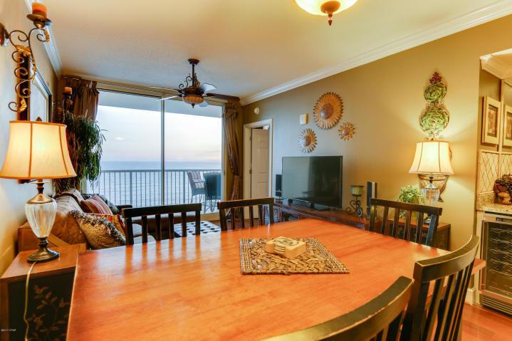 MAJESTIC BEACH TOWERS II - Residential