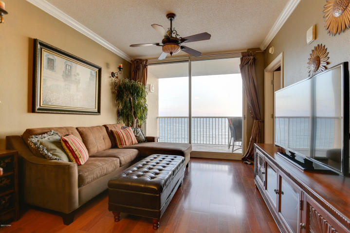 MAJESTIC BEACH TOWERS II - Residential