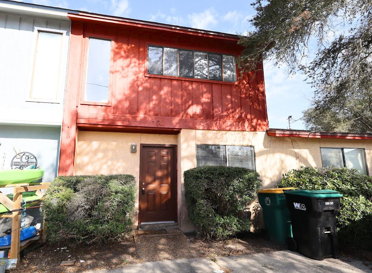 LIVEOAK S/D - Residential Lease