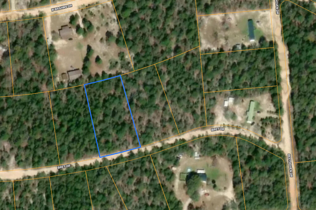 NO RECORDED SUBDIVISION - Land