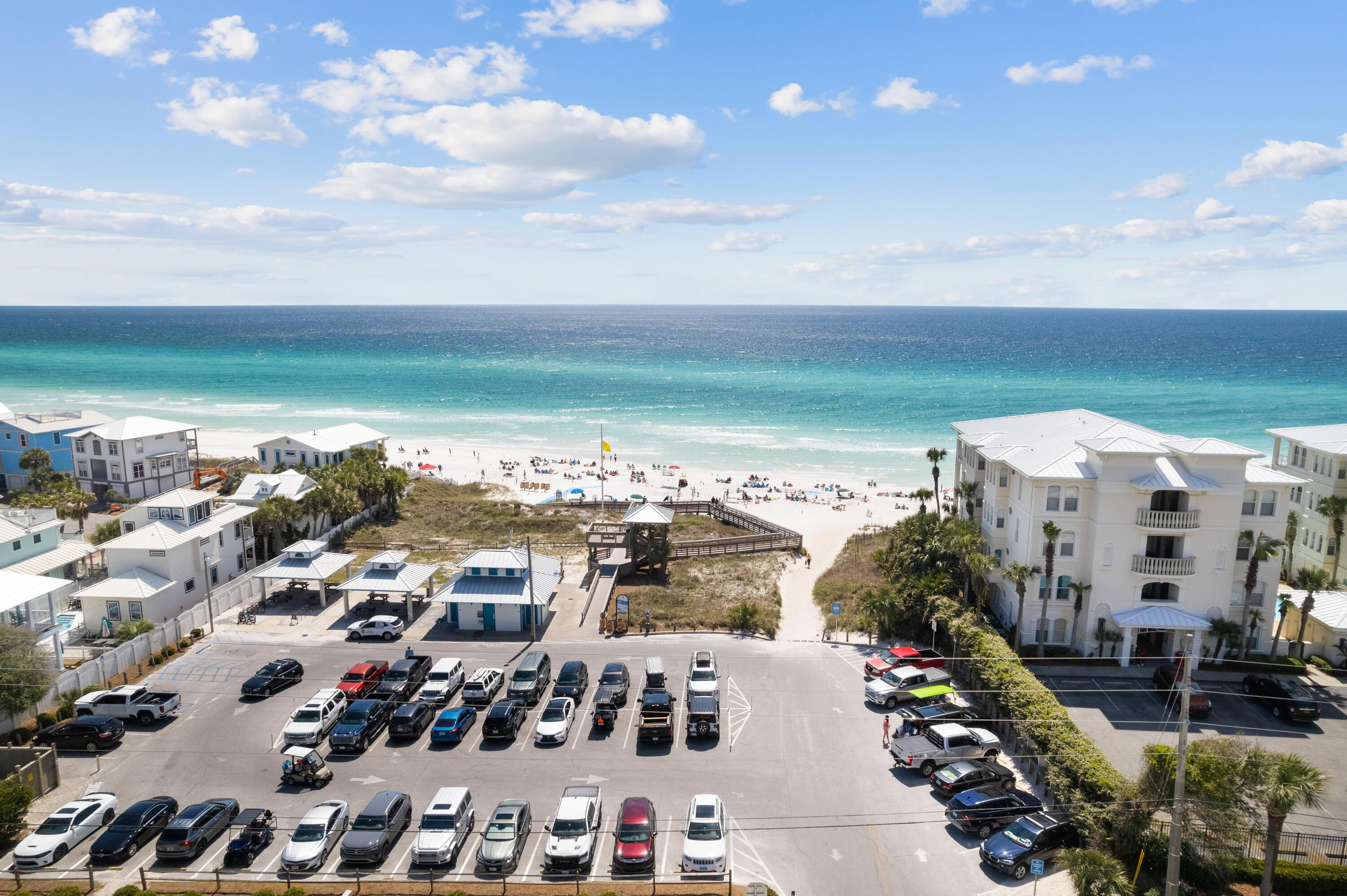 SUNRISE BEACH - Land