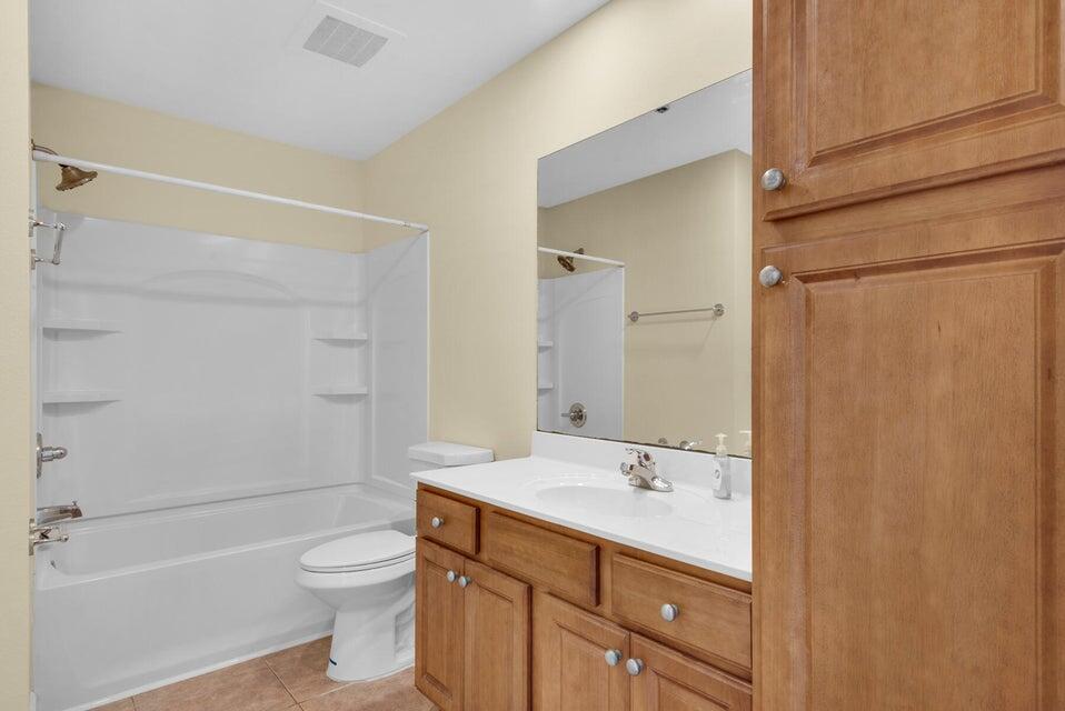 INDIANOLA ON THE WATER - Residential Lease