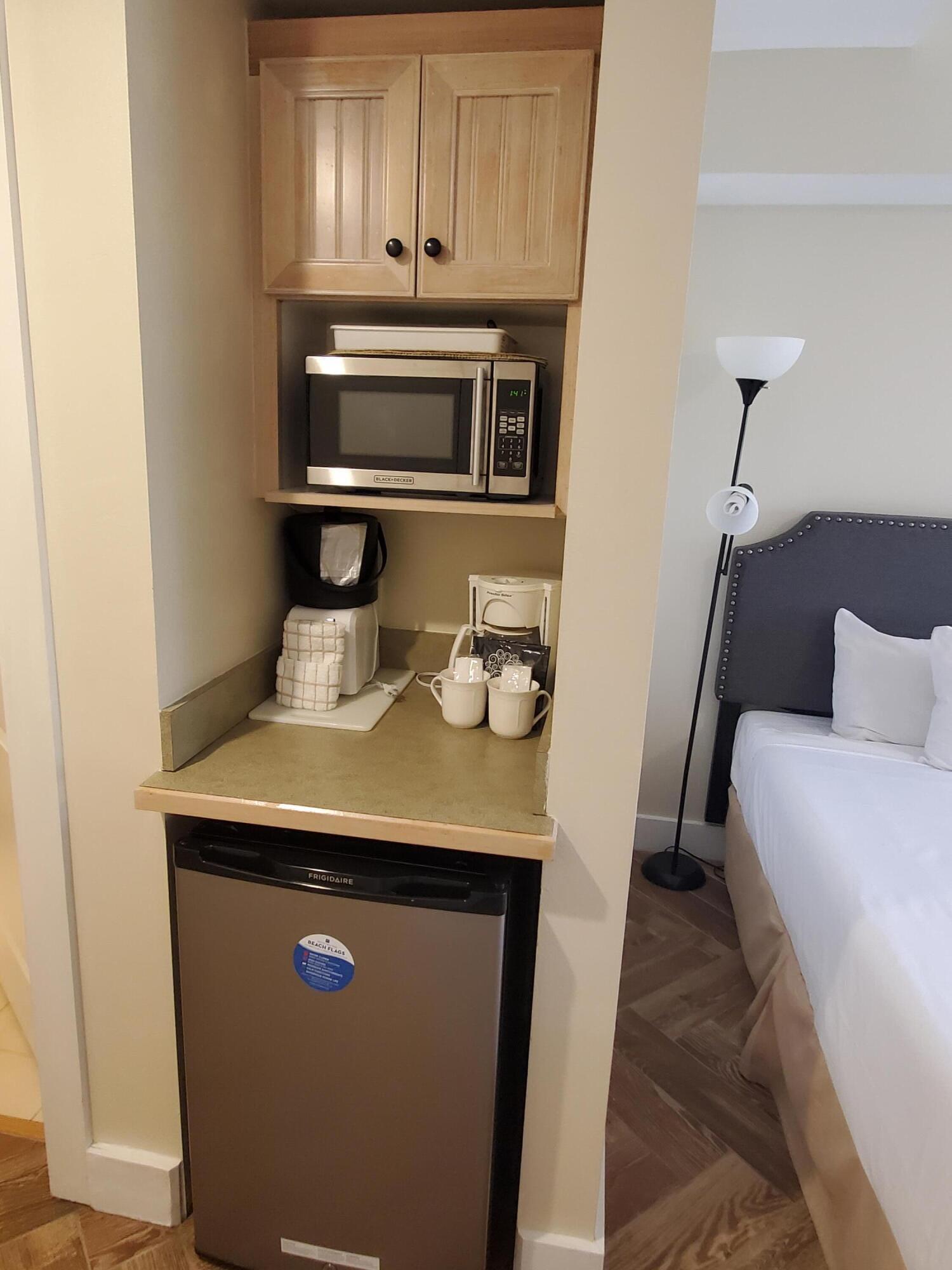 PILOT HOUSE - Residential Lease