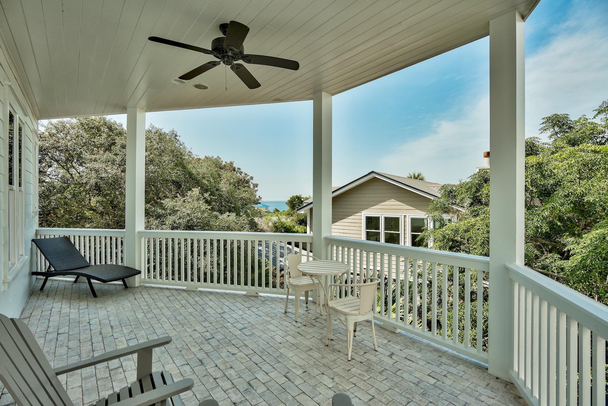 BEACH HIGHLANDS - Residential