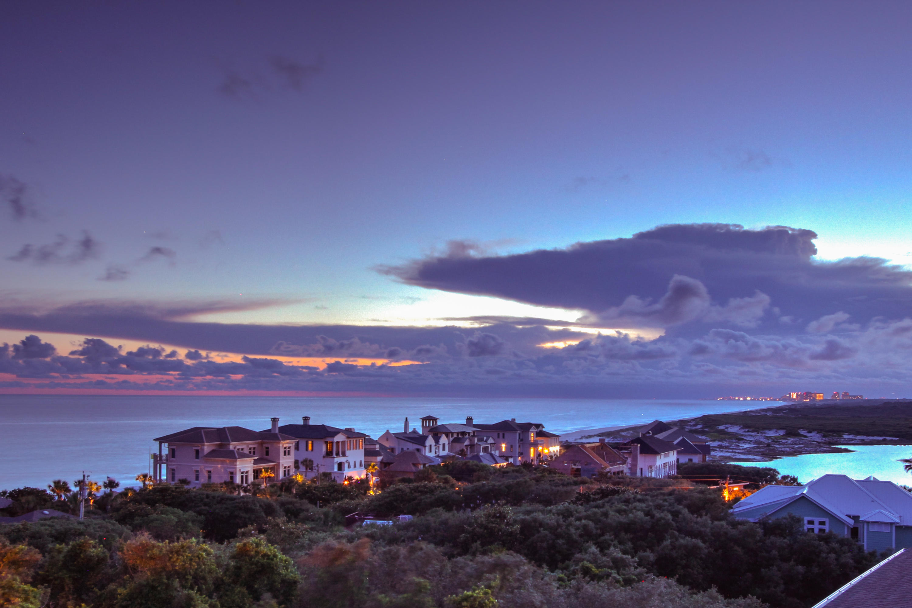 BEACH HIGHLANDS - Residential