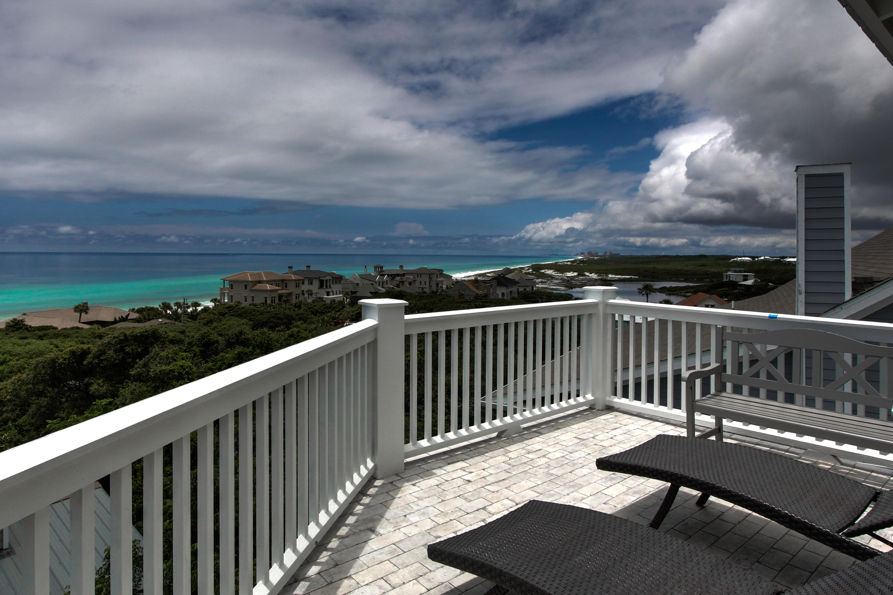BEACH HIGHLANDS - Residential