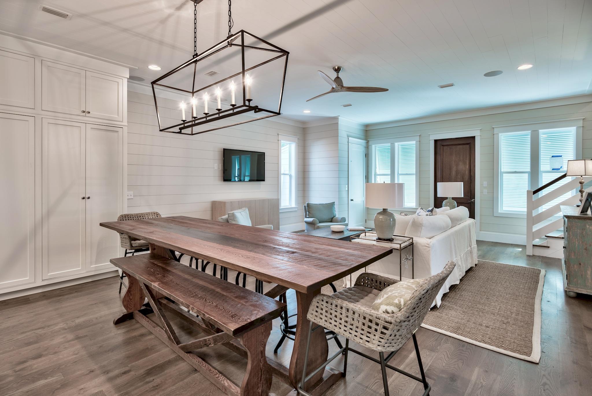 BEACH HIGHLANDS - Residential