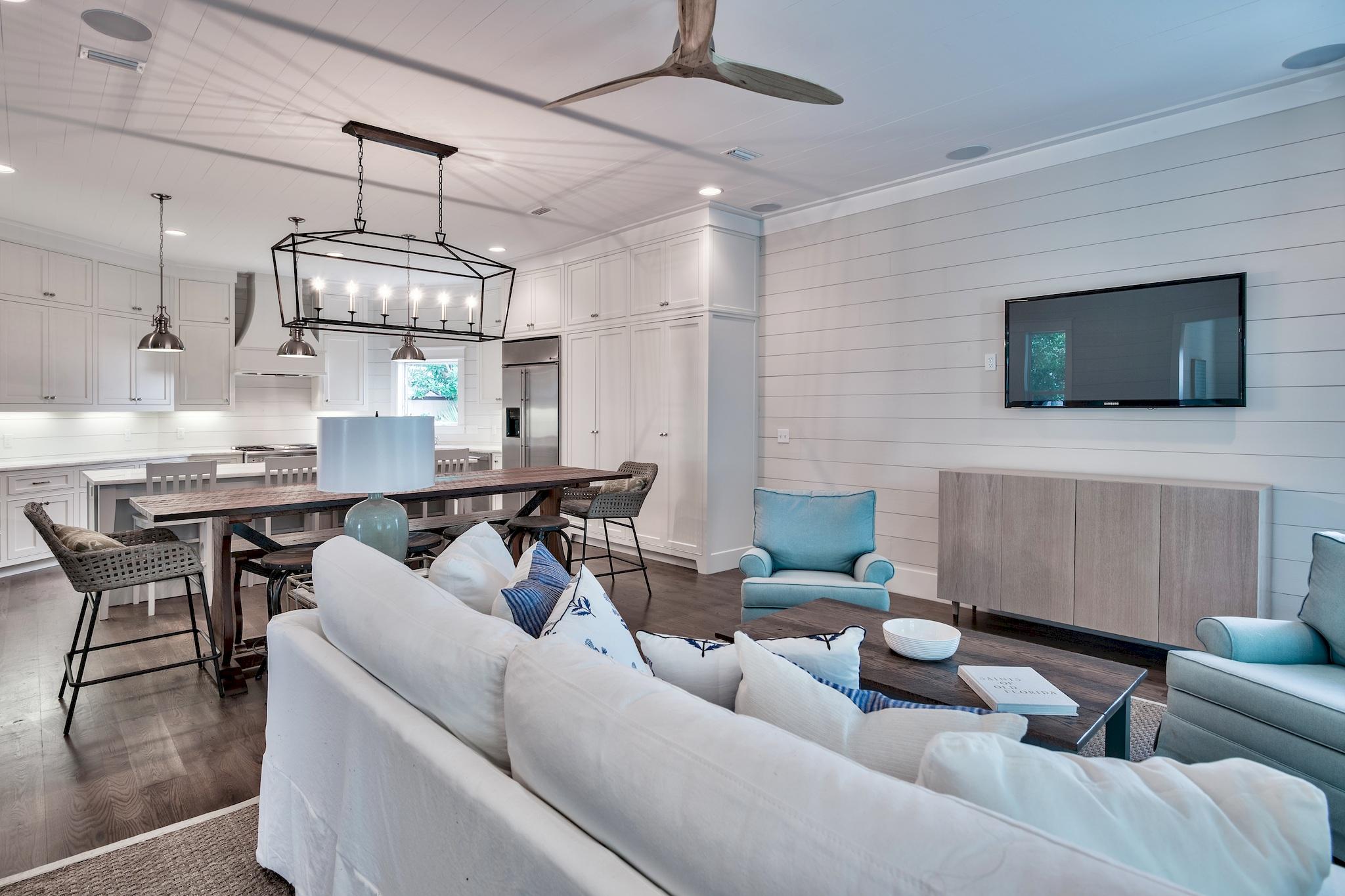 BEACH HIGHLANDS - Residential