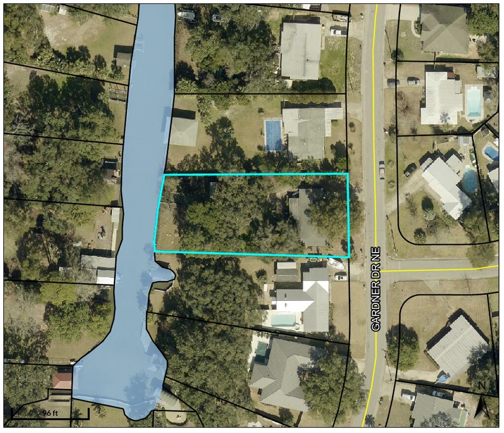 ELLIOTTS POINT - Residential