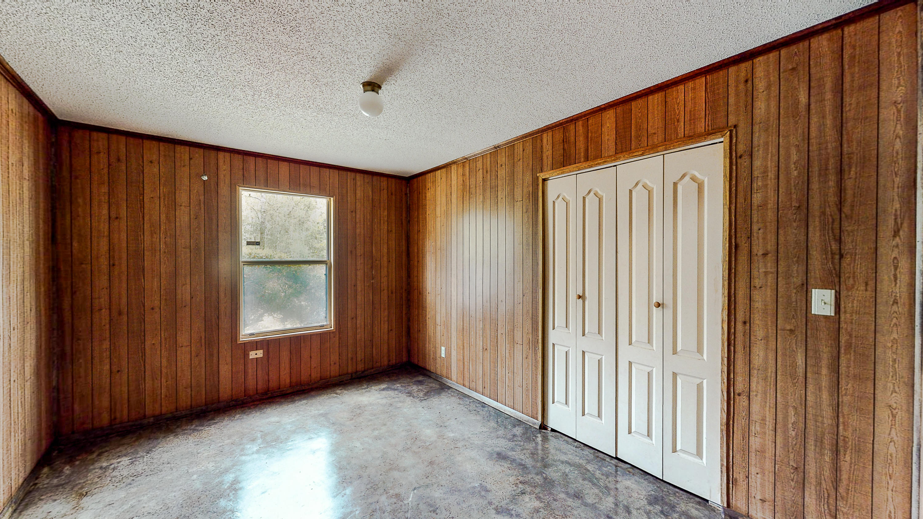 METES & BOUNDS - Residential Lease