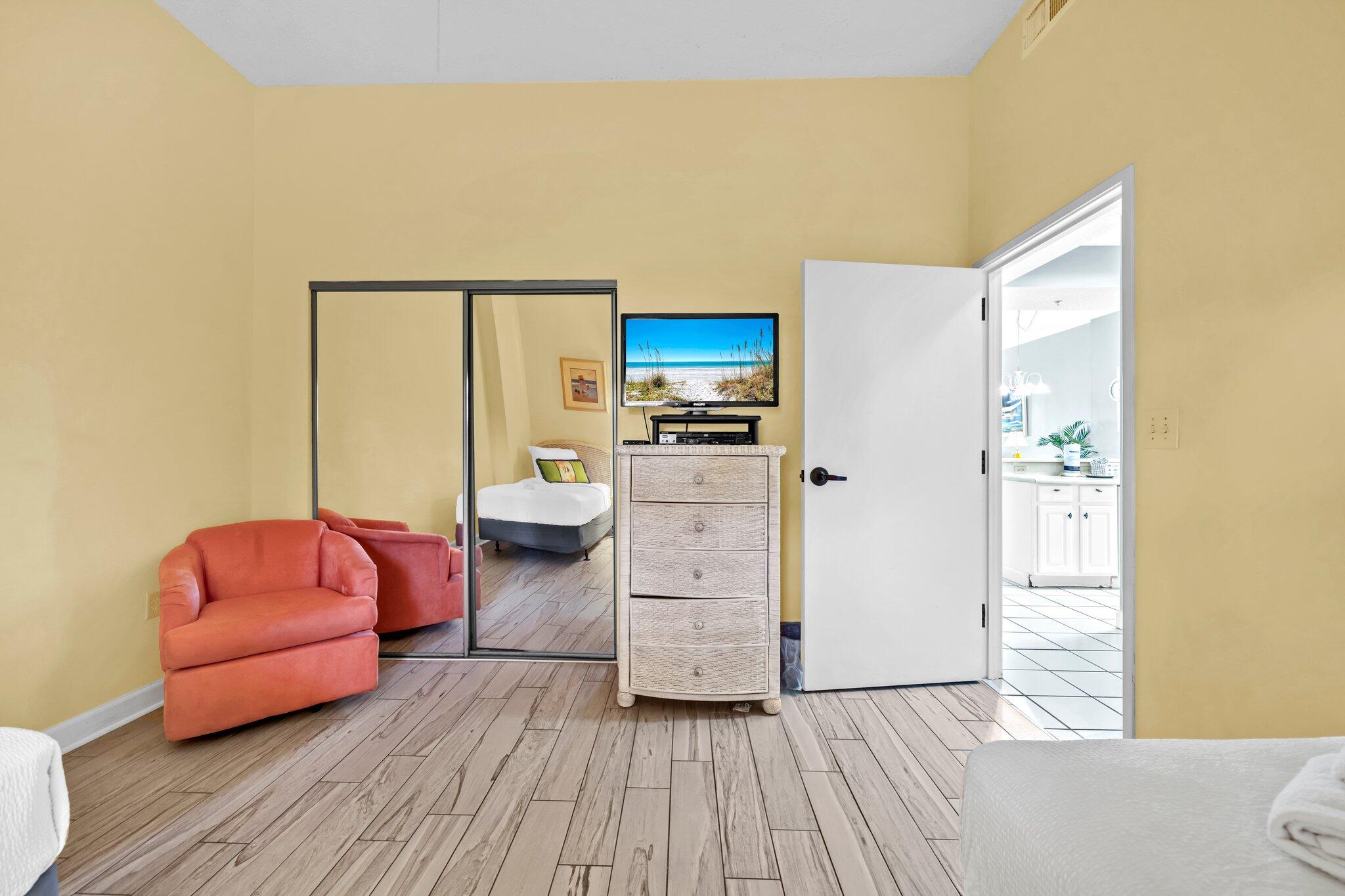 TIDES AT TOPS'L - Residential
