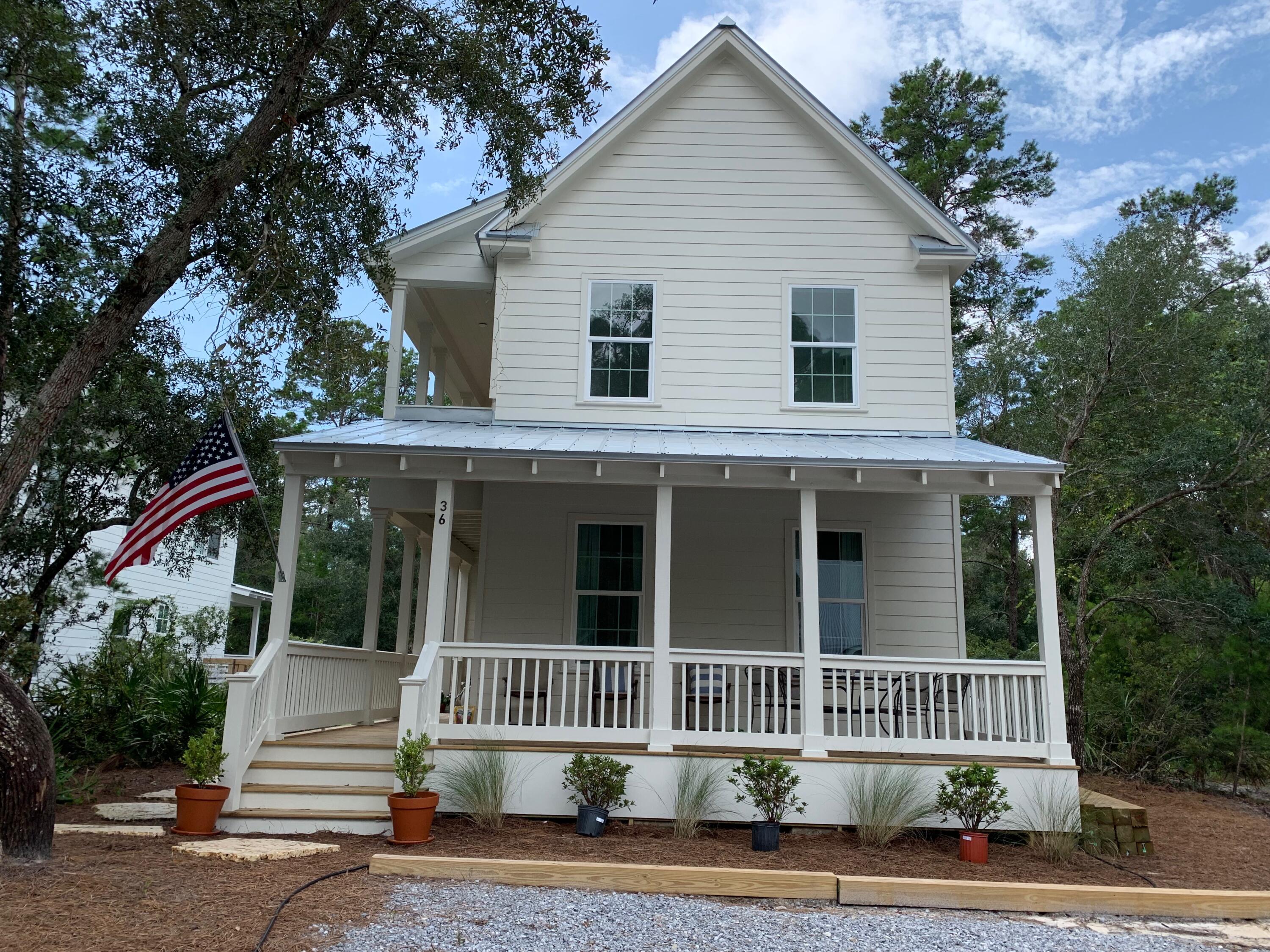 MAGNOLIA BEACH - Residential