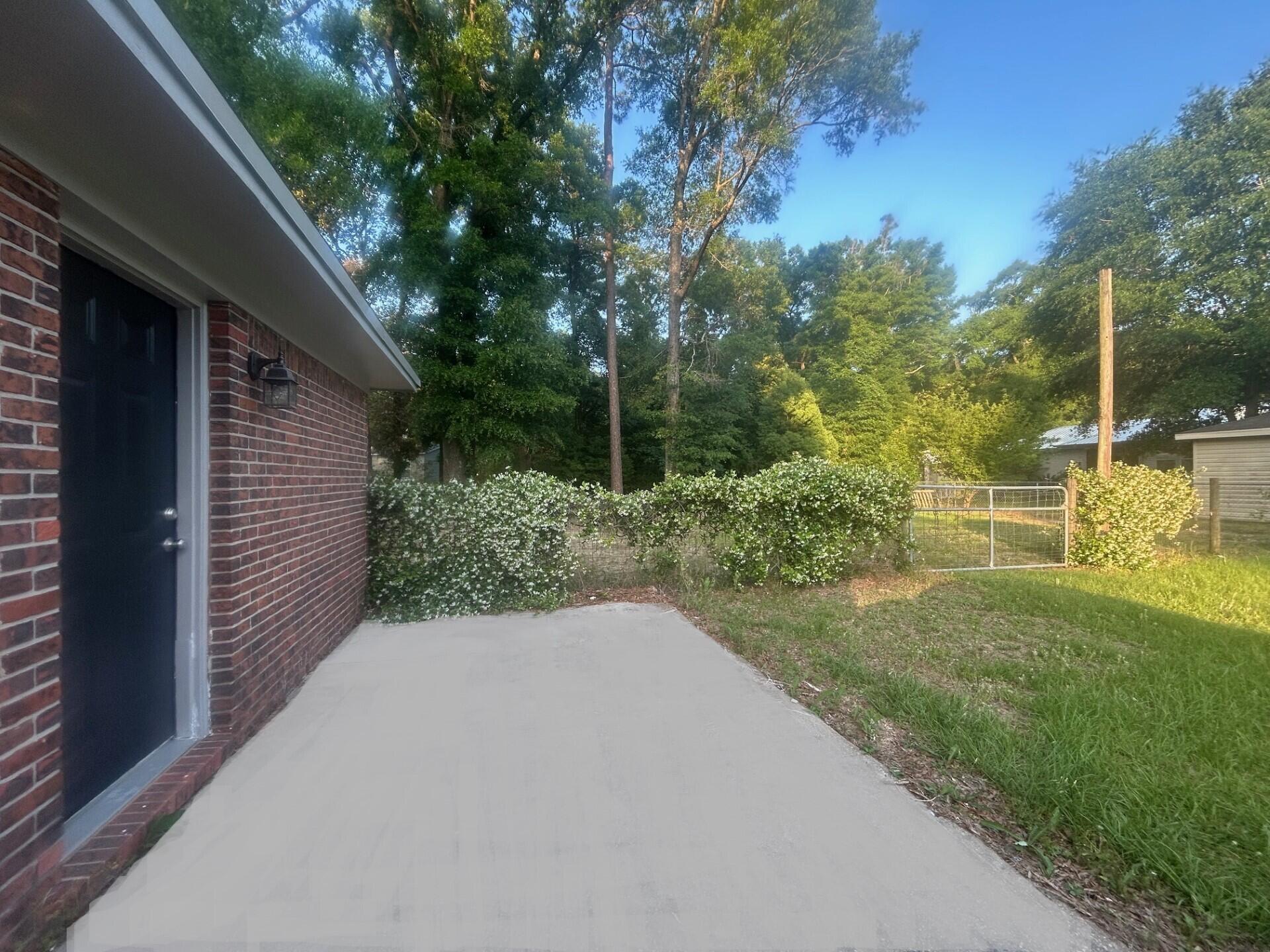 NORTH SUPERGROUP (221000.00) - Residential Lease